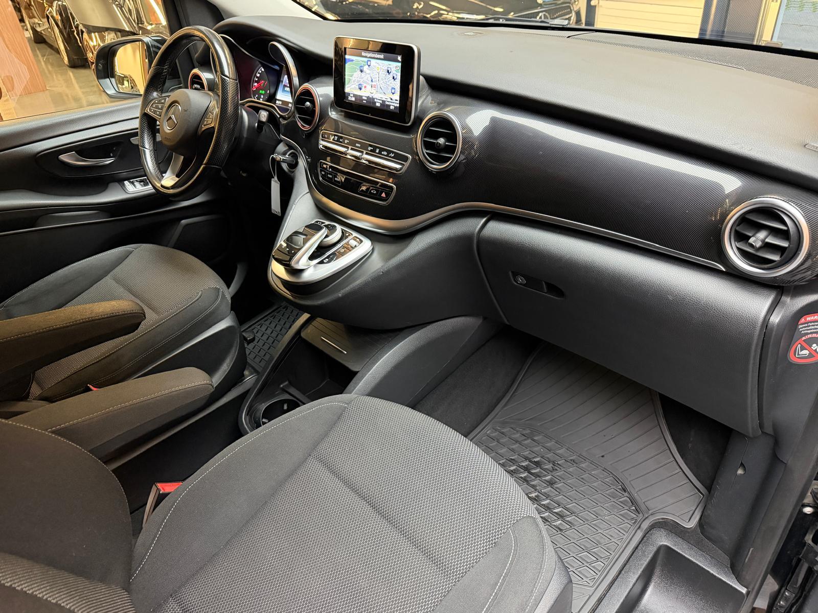 MERCEDES-BENZ V 250 d BlueTec lang 4matic Van-image-14