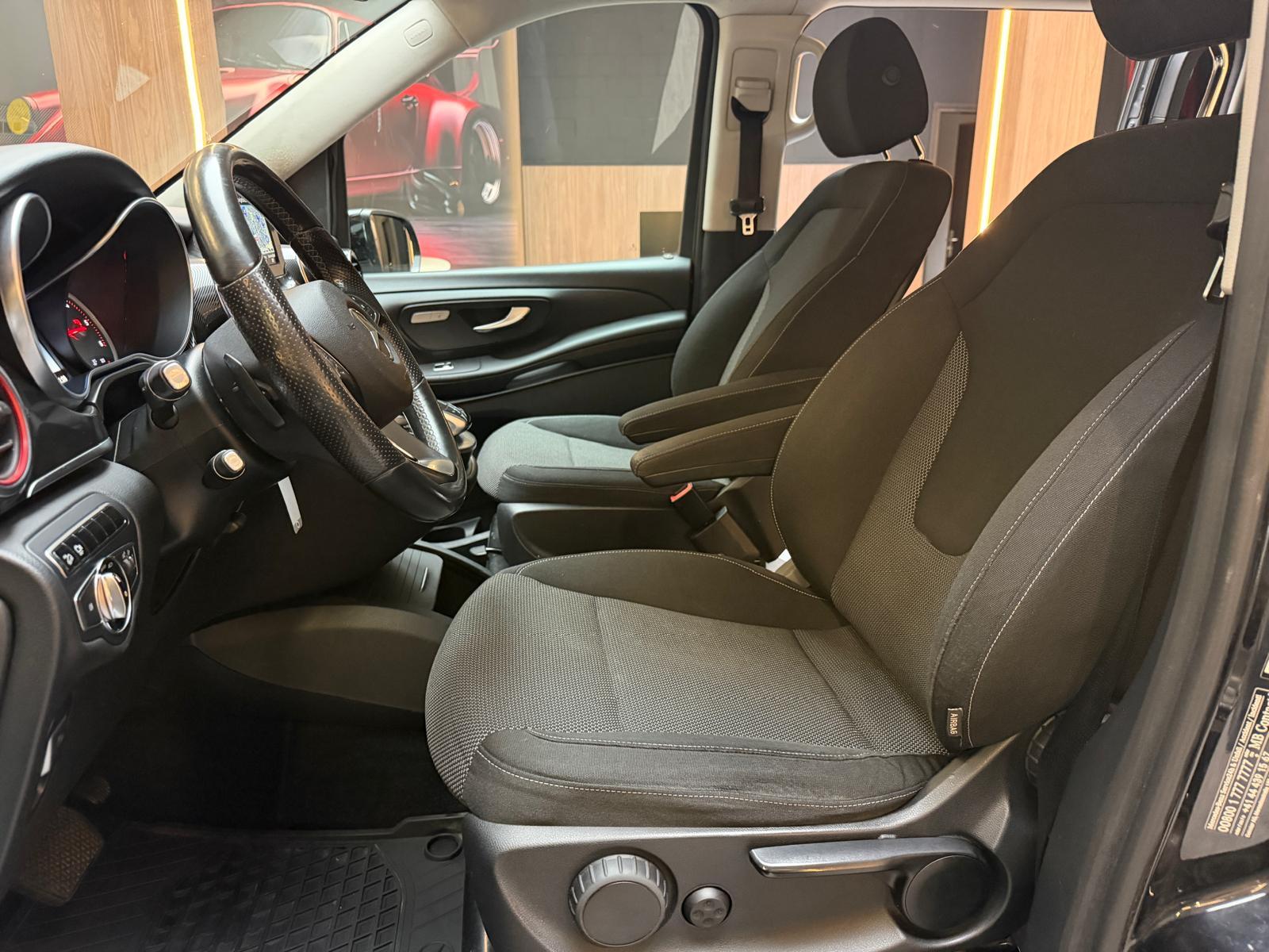 MERCEDES-BENZ V 250 d BlueTec lang 4matic Van-image-15