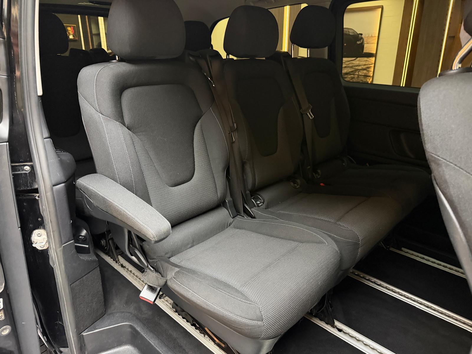 MERCEDES-BENZ V 250 d BlueTec lang 4matic Van-image-19