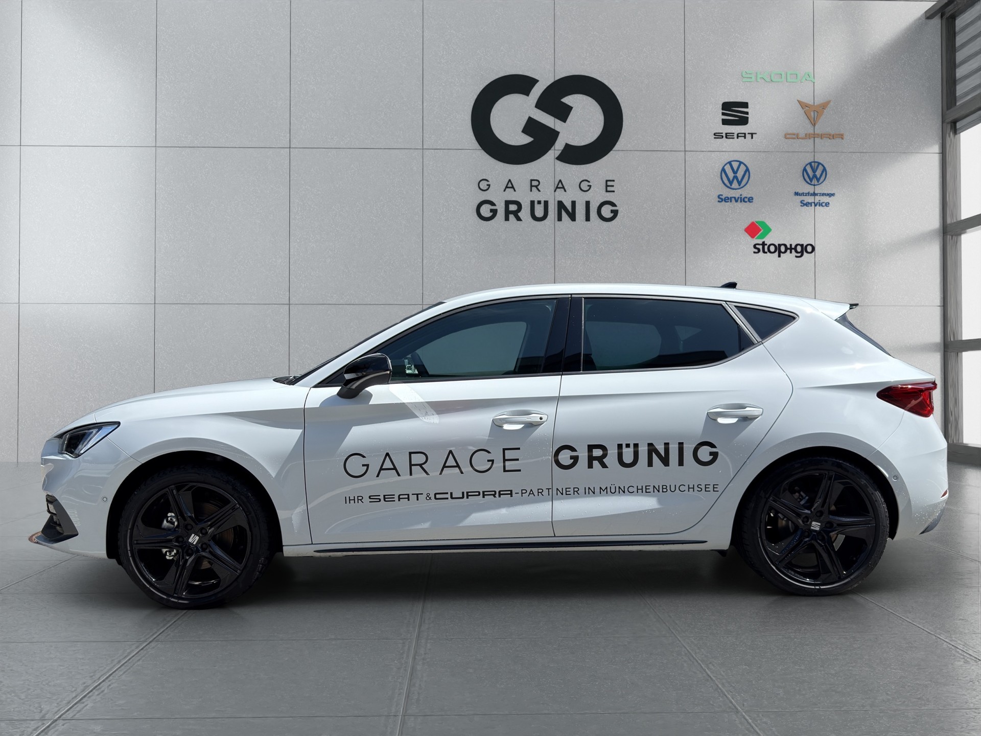 SEAT Leon 1.5 eTSI mHEV DSG Move FR-showroom-element-2