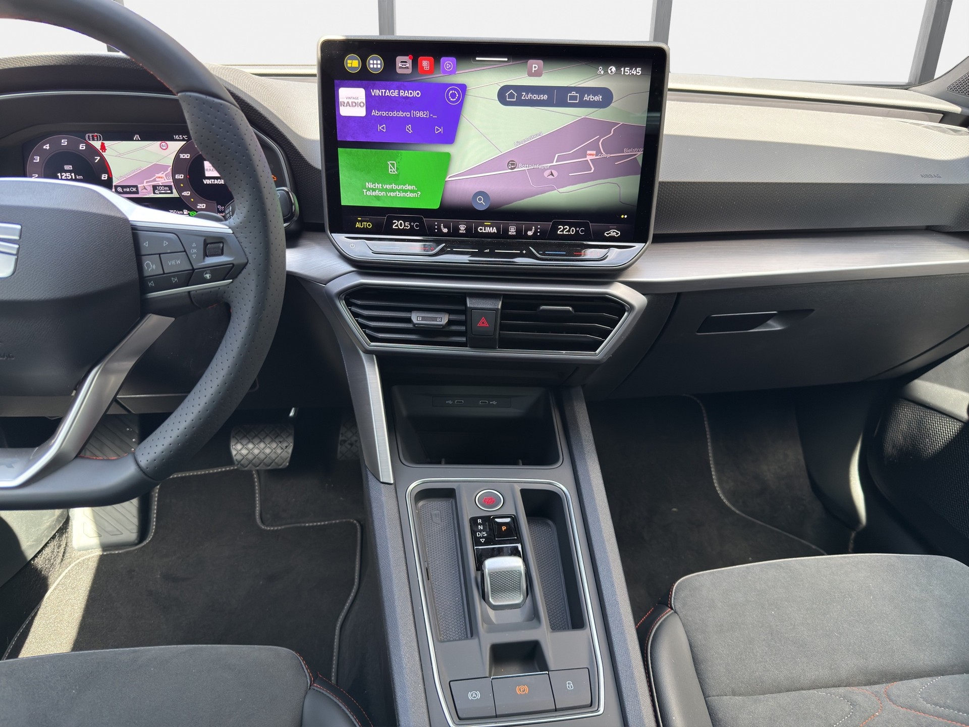 SEAT Leon 1.5 eTSI mHEV DSG Move FR-image-9
