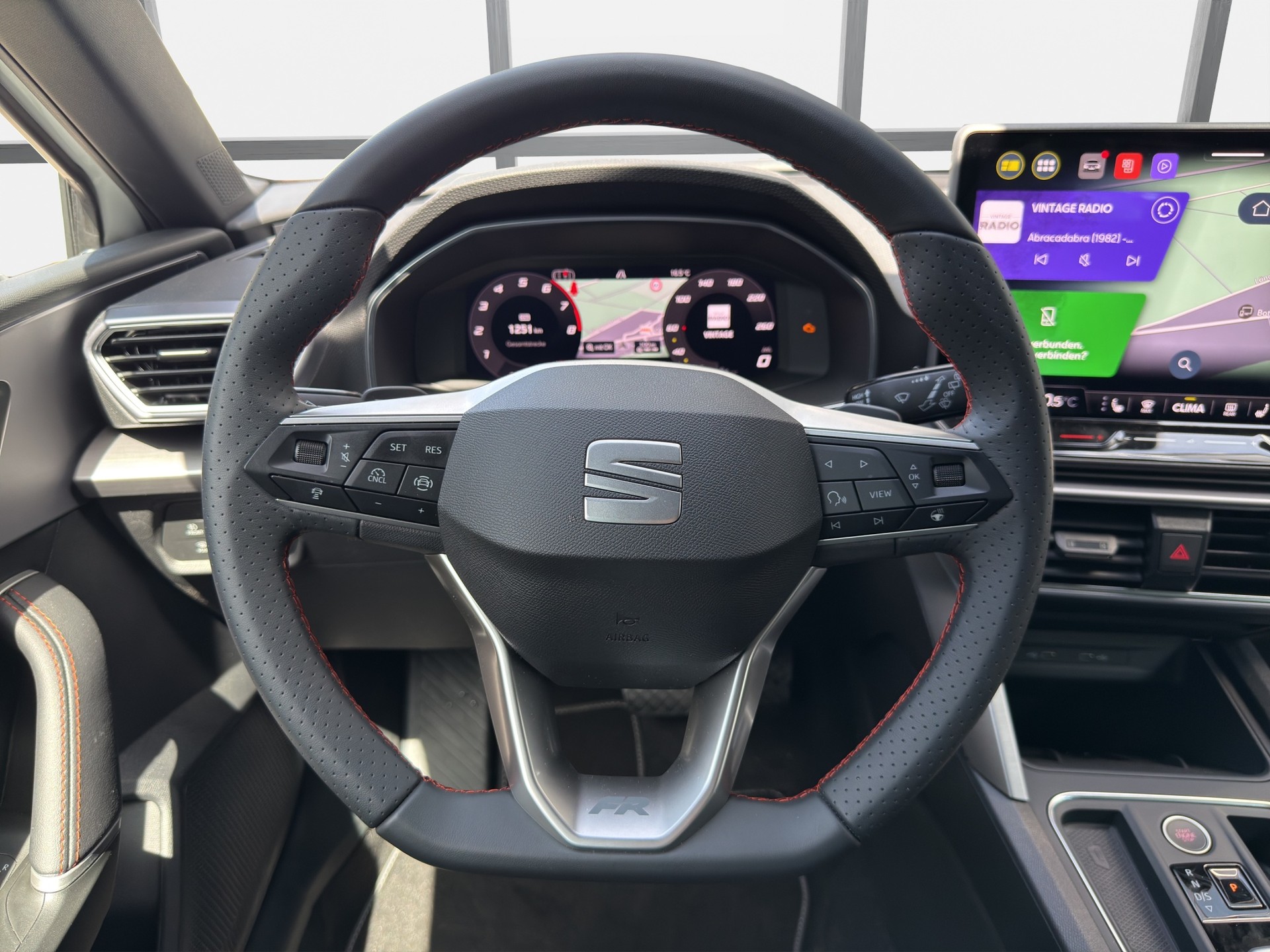 SEAT Leon 1.5 eTSI mHEV DSG Move FR-image-8