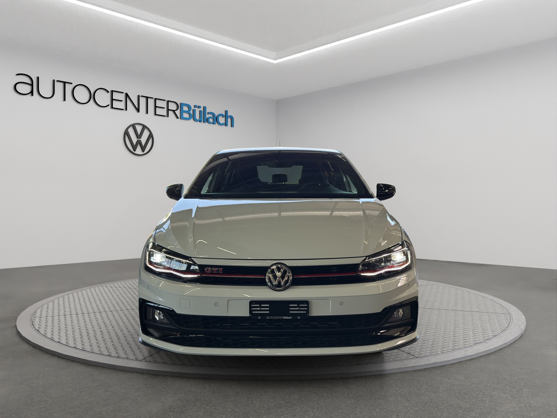 VW Polo 2.0 TSI GTI DSG-image-1