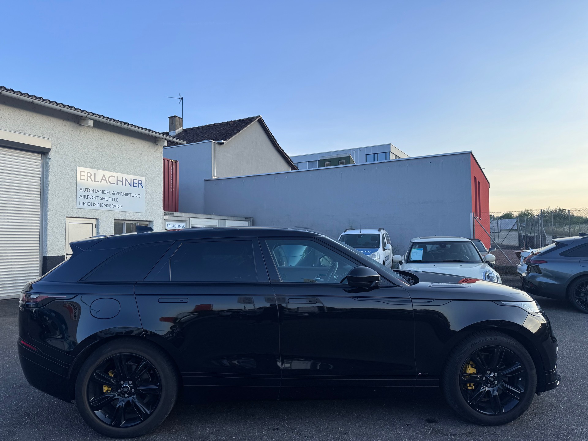 LAND ROVER Range Rover Velar P 300 Automatic-image-5