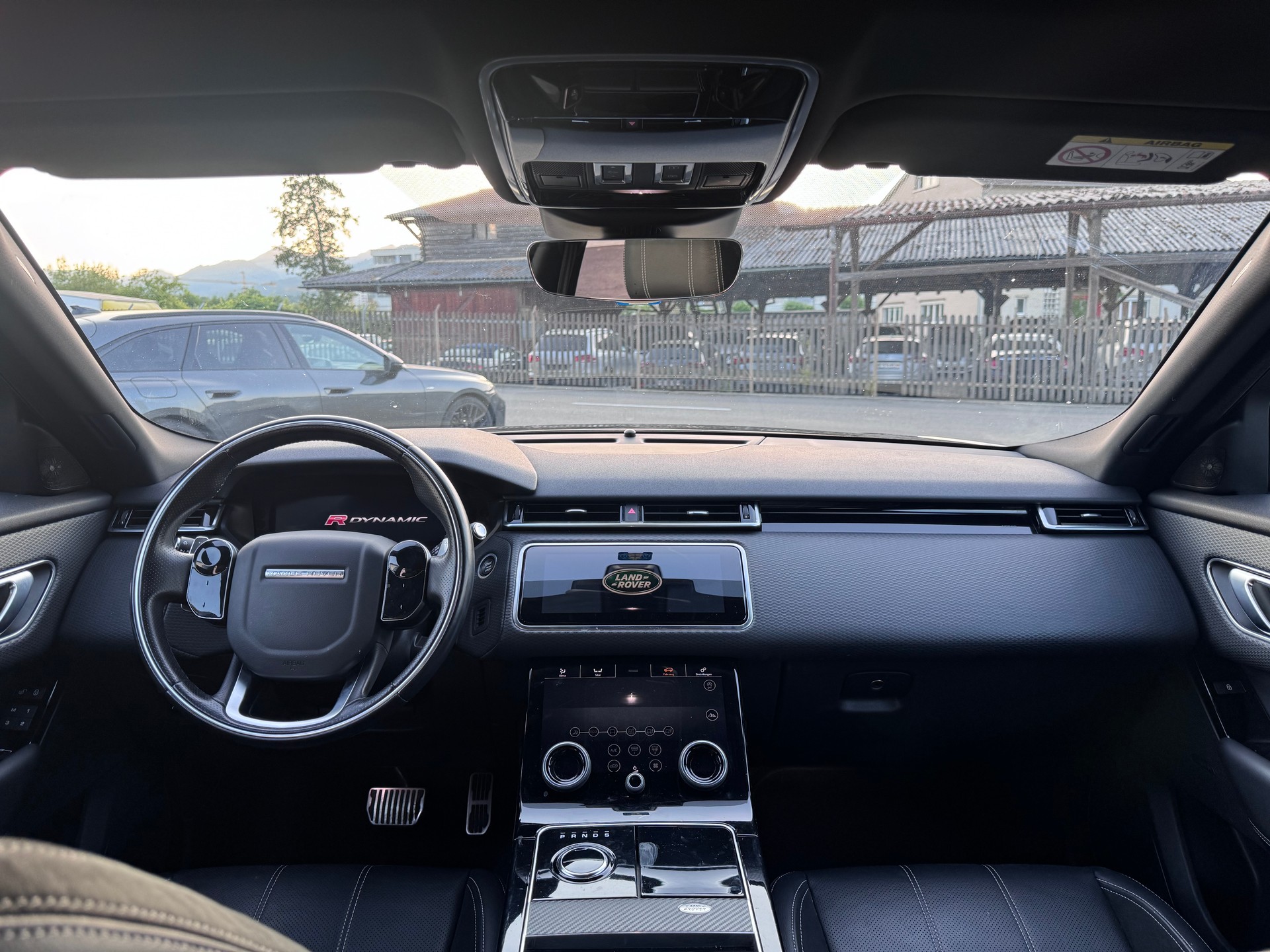 LAND ROVER Range Rover Velar P 300 Automatic-image-7