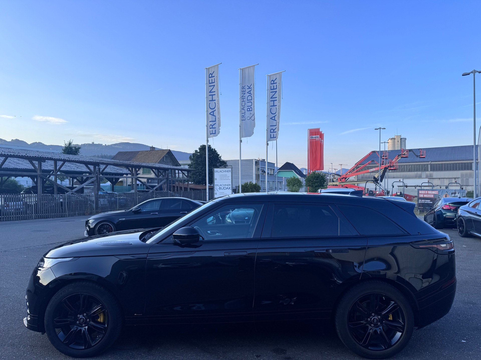 LAND ROVER Range Rover Velar P 300 Automatic-image-2