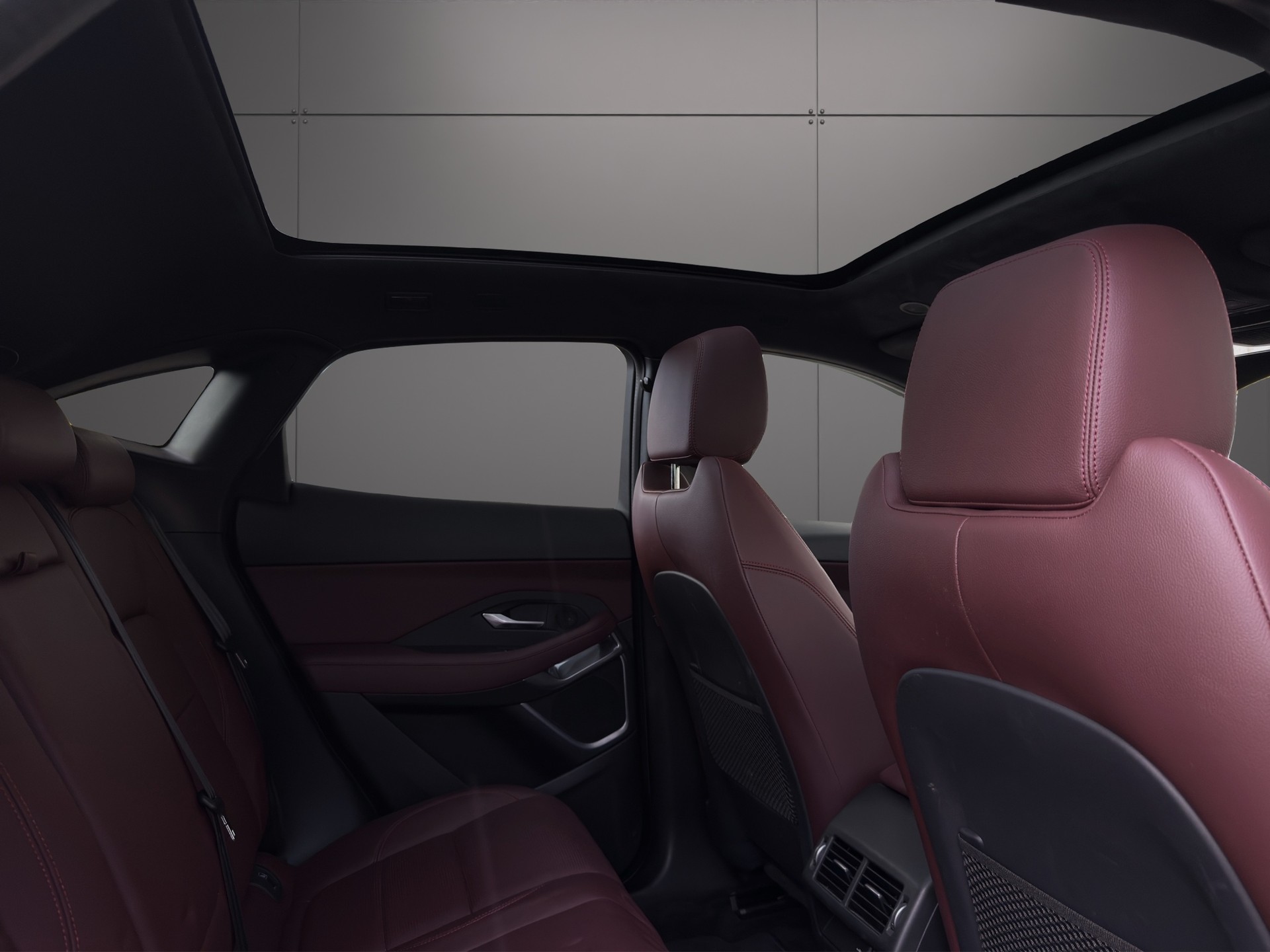 JAGUAR E-Pace P200 R-Dynamic SE AWD Automatik-image-9
