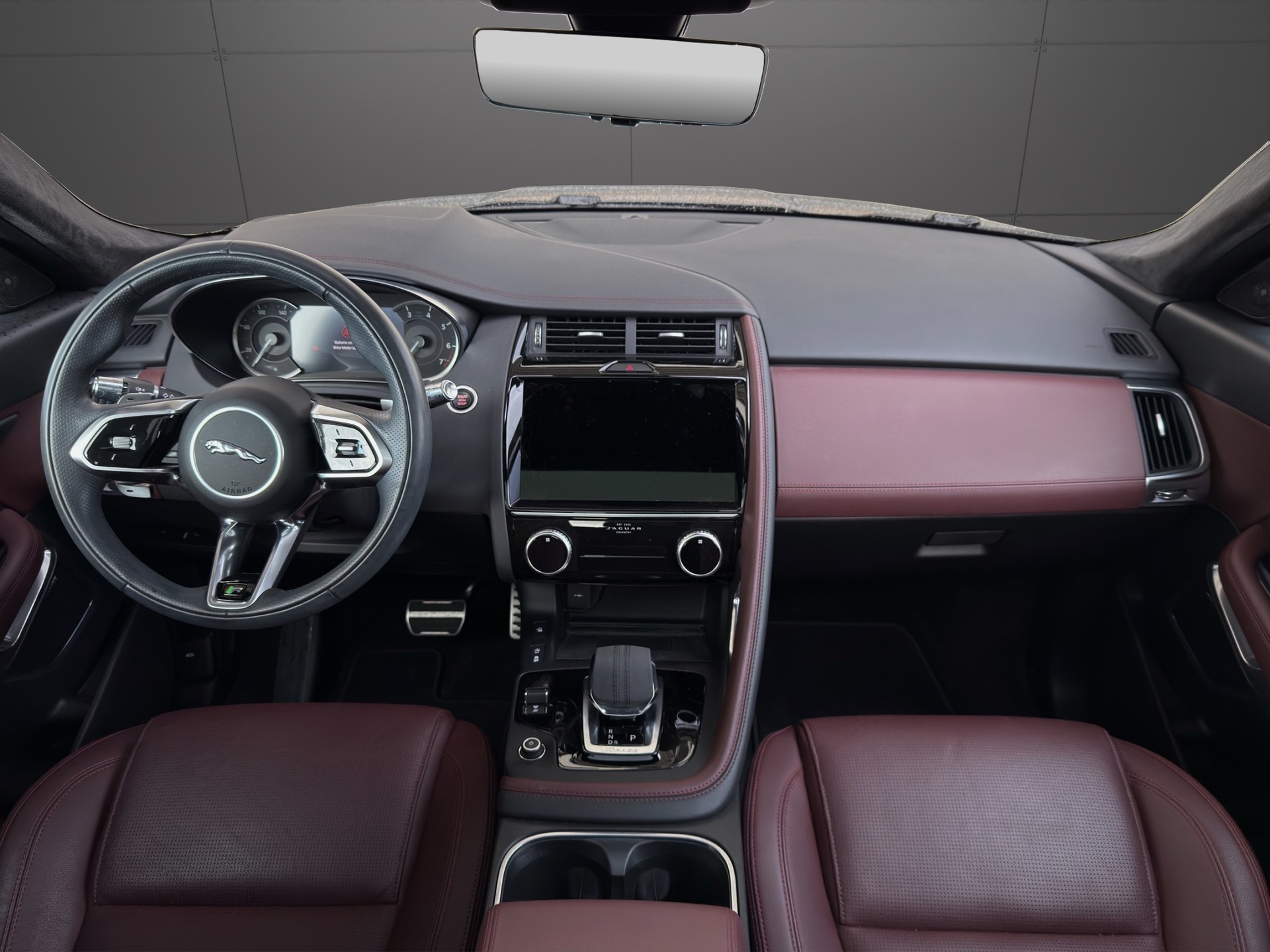 JAGUAR E-Pace P200 R-Dynamic SE AWD Automatik-image-12