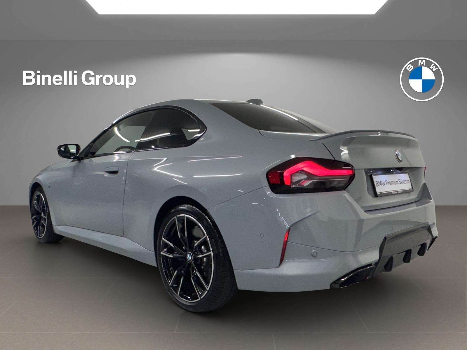 BMW M240i xDrive Coupé-image-2