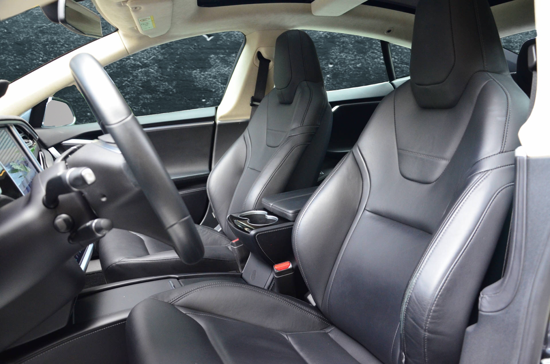 TESLA Model S 90 D Lifetime Free Supercharger-image-10