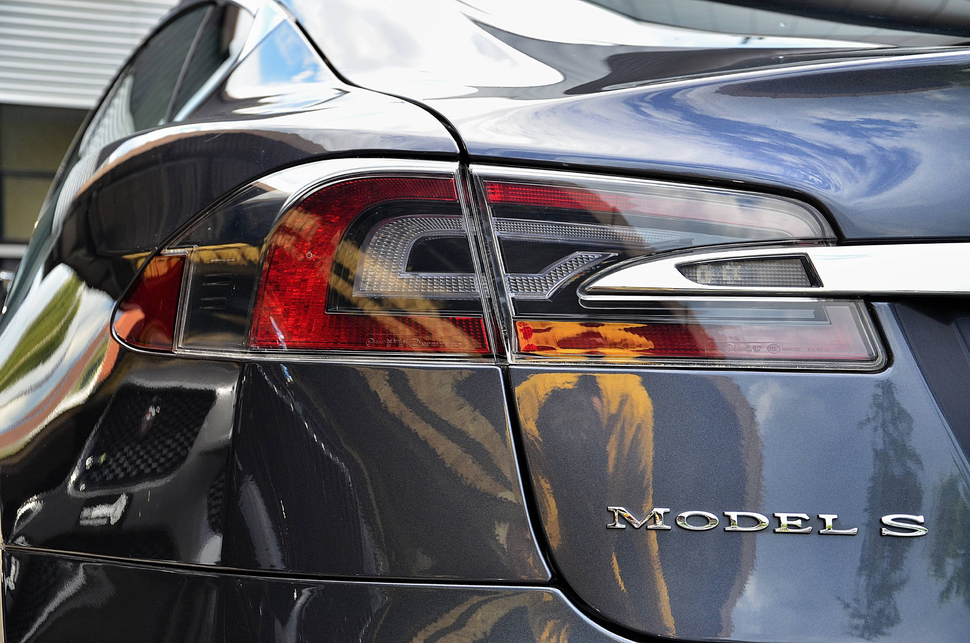 TESLA Model S 90 D Lifetime Free Supercharger-image-6