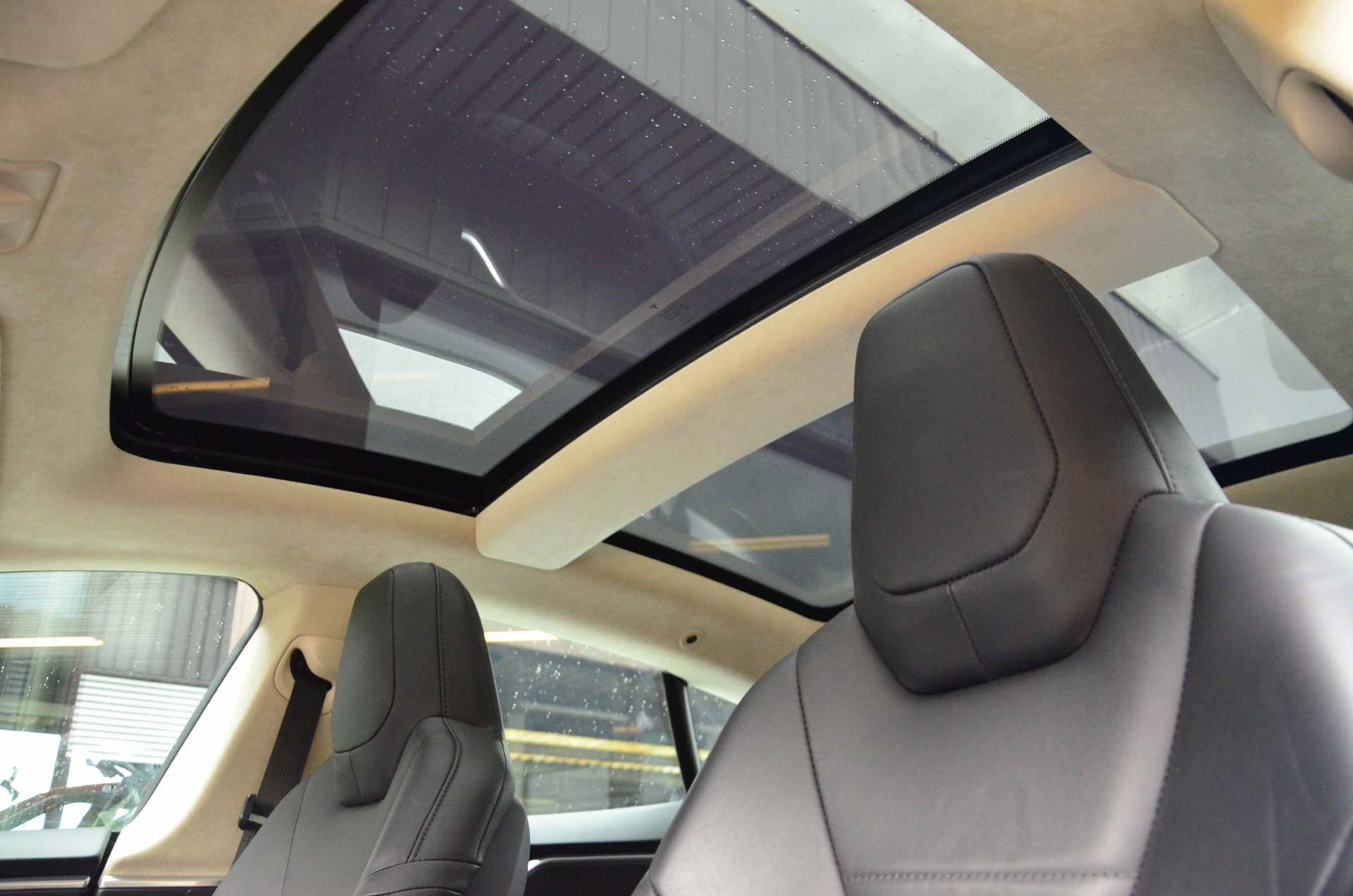 TESLA Model S 90 D Lifetime Free Supercharger-image-11
