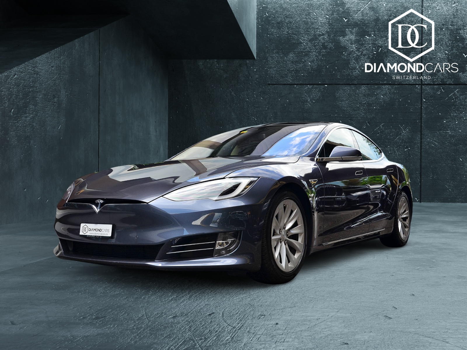 TESLA Model S 90 D Lifetime Free Supercharger