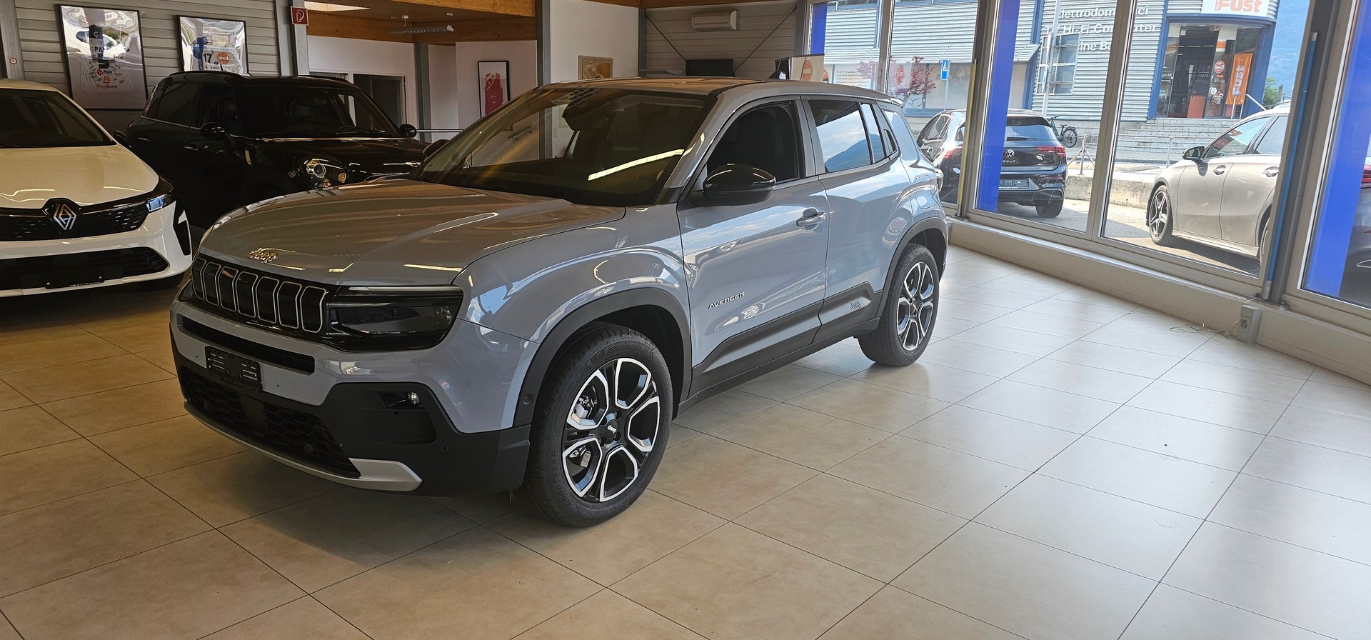 JEEP Avenger 1.2 Turbo MHEV Summit-image-0