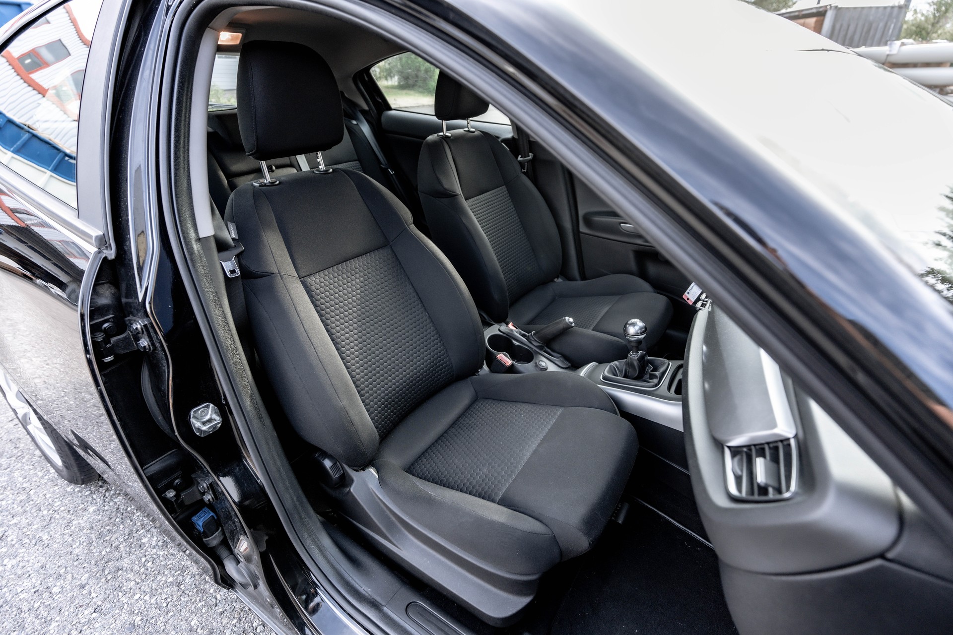 ALFA ROMEO Giulietta 1.4 MultiAir Progression * Wasserpumpe & Zahnriemen gewechselt * 8-fach bereift *-image-8