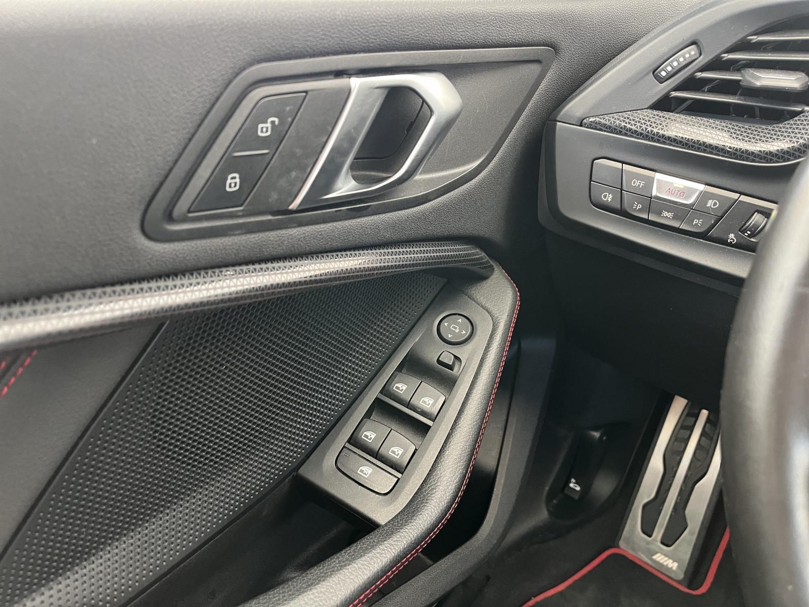 BMW 128ti Steptronic (CH)-image-15