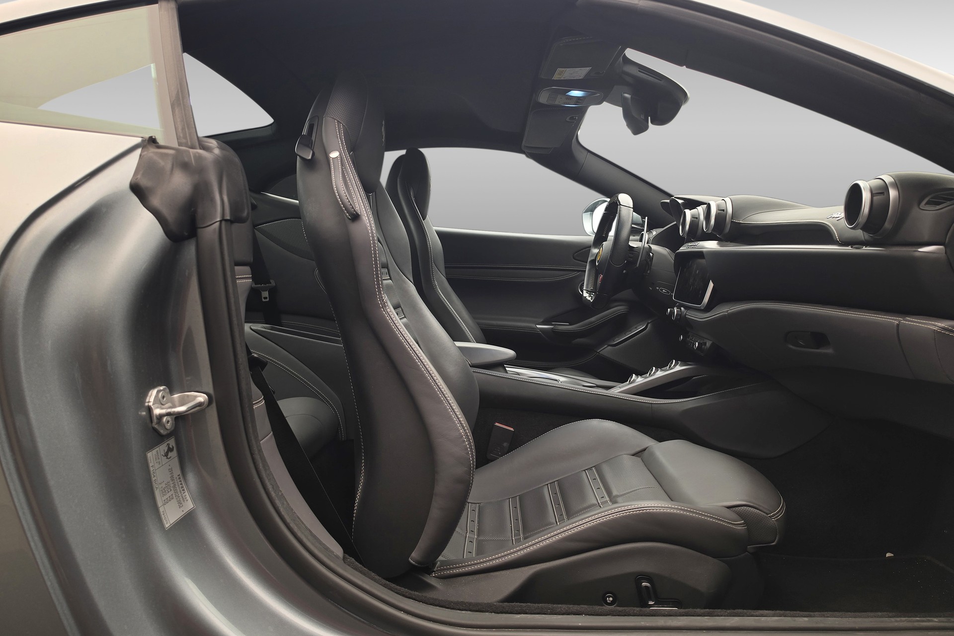 FERRARI Portofino 3.9 V8 T-image-11