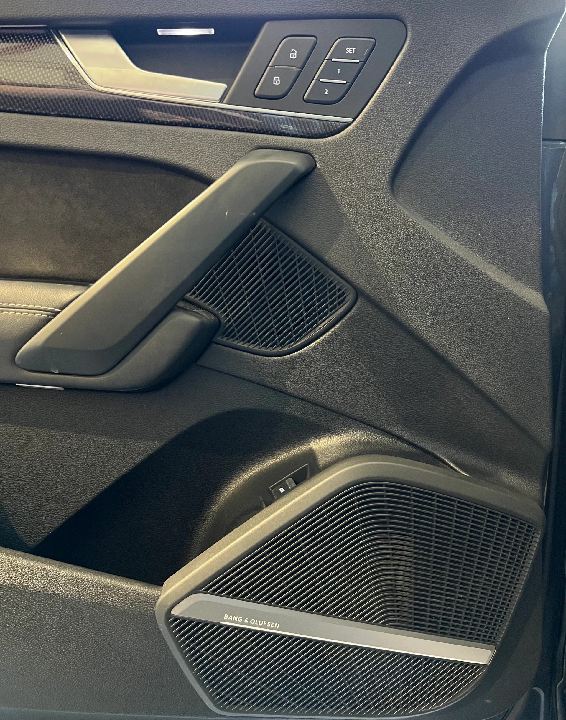 AUDI SQ5 TDI quattro tiptronic-image-11