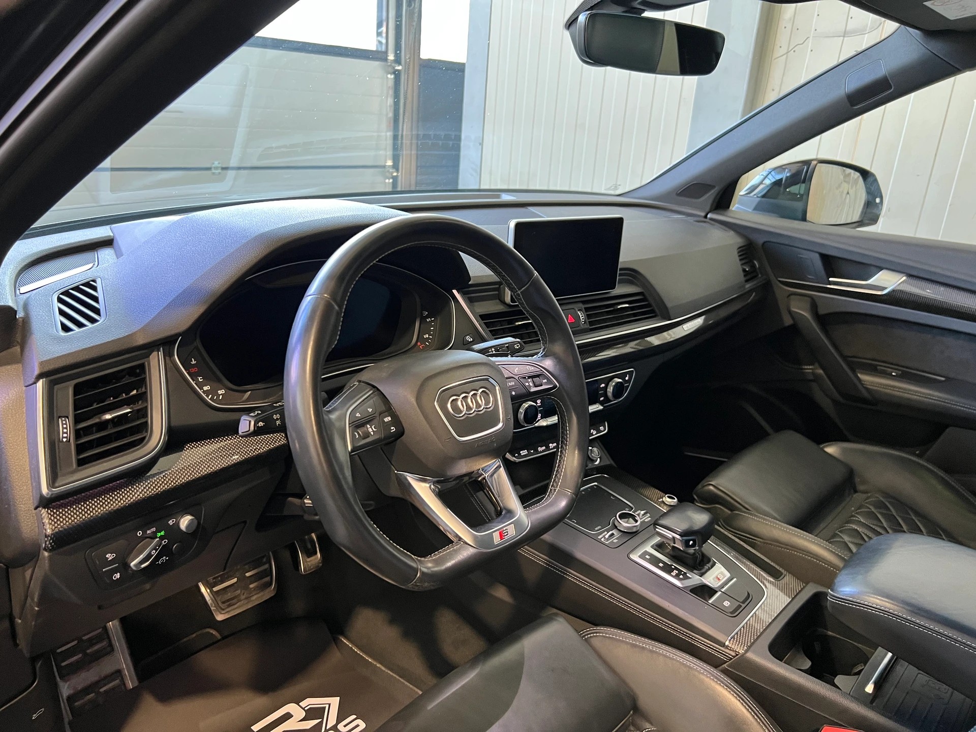 AUDI SQ5 TDI quattro tiptronic-image-12