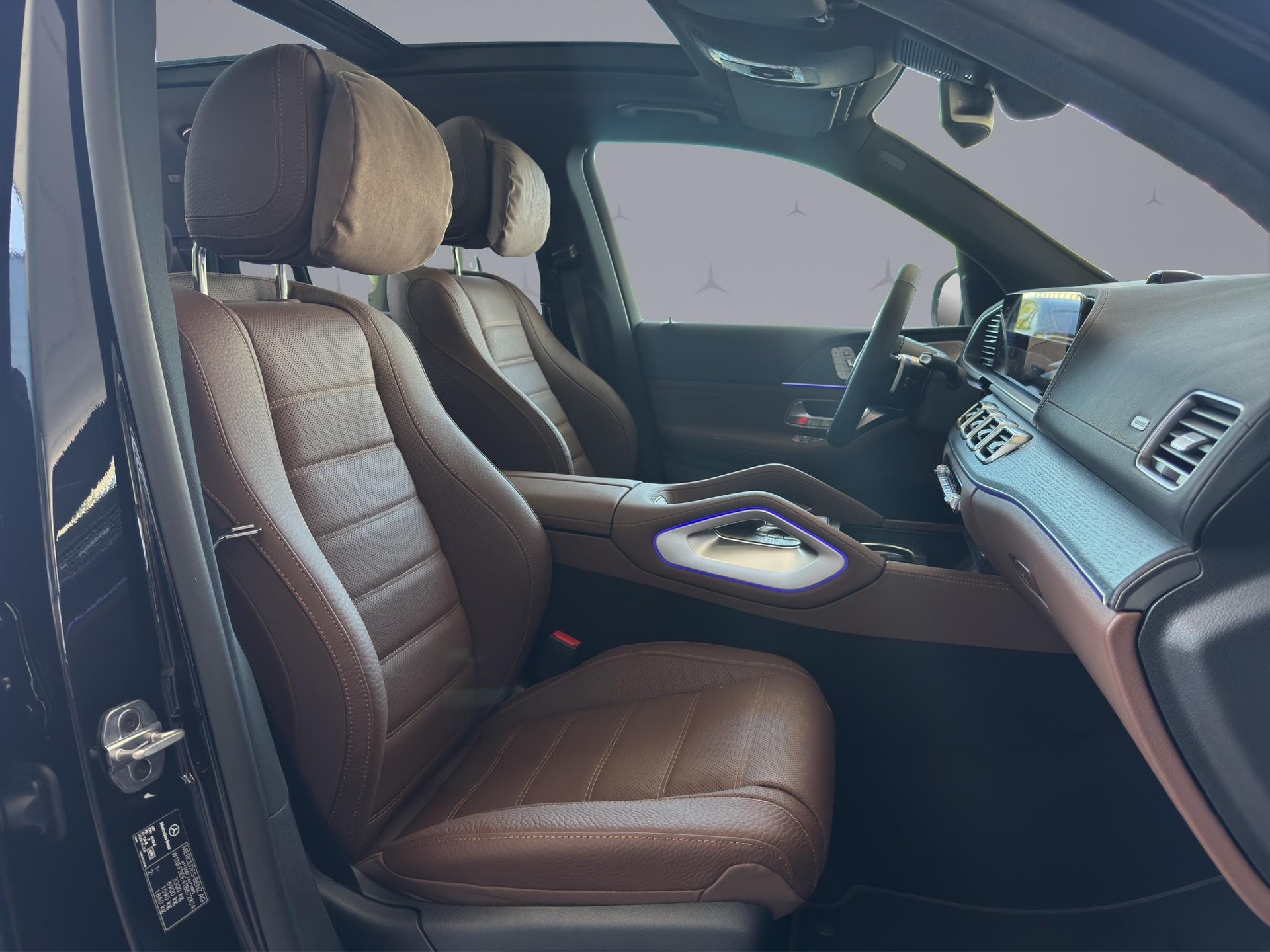 MERCEDES-BENZ GLS 450 d AMG Line 4matic-image-16