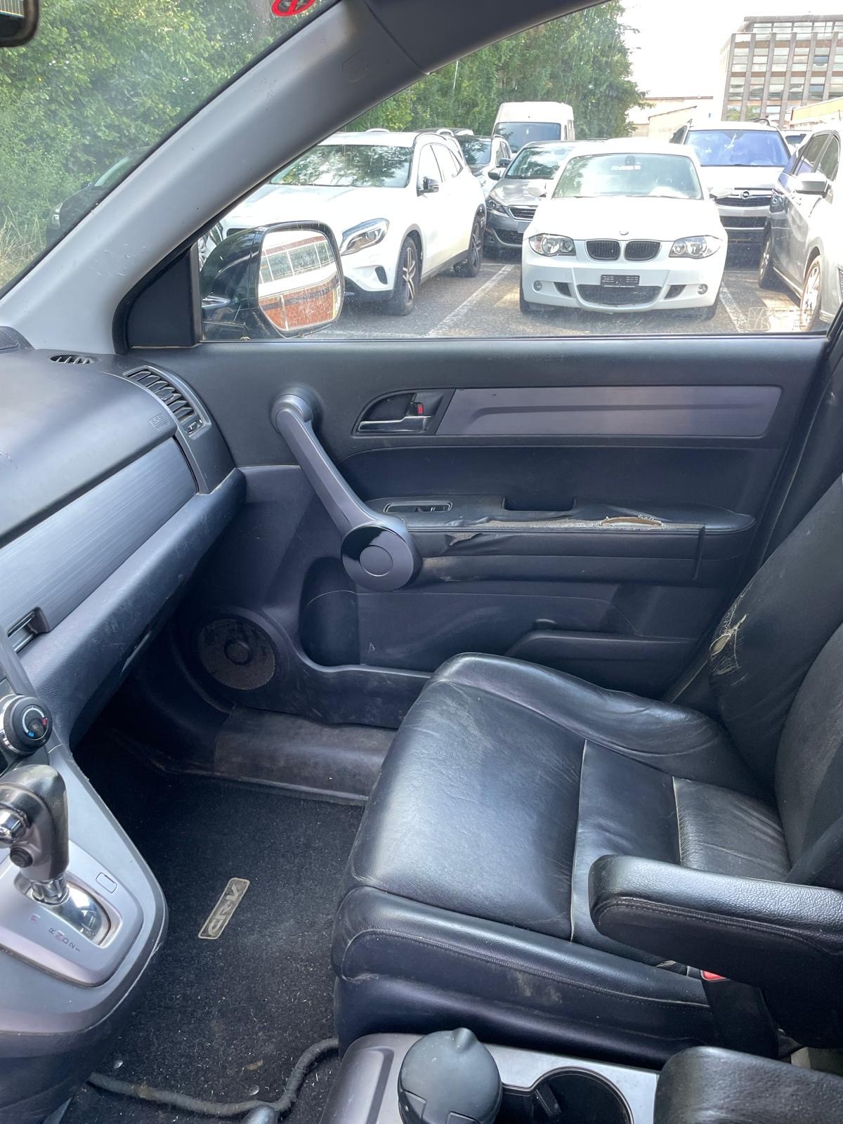 HONDA CR-V 2.0 4WD Elegance-image-3