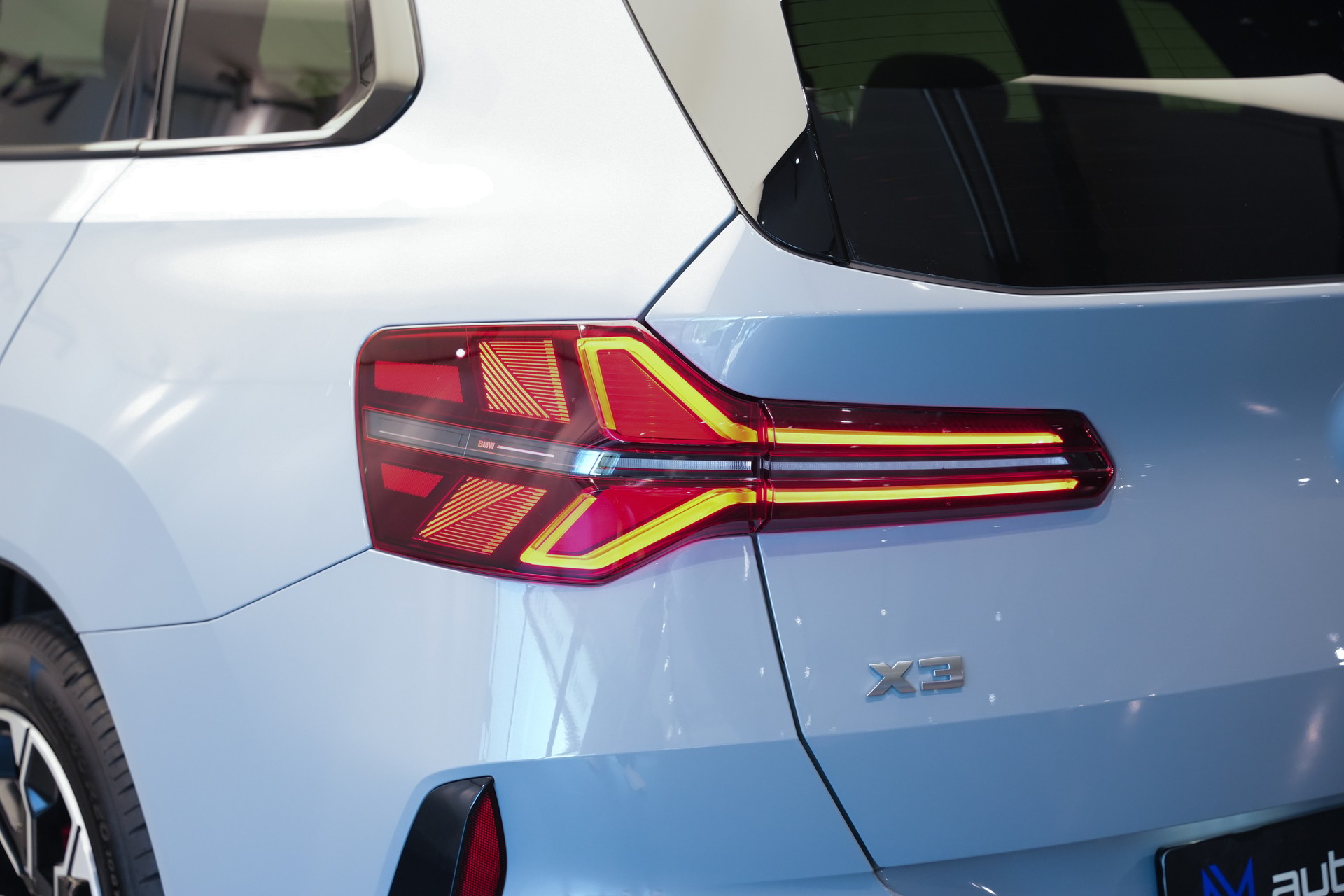BMW X3 xDrive M50 48V M Sport Pro *AHK* *Panorama* *Iconic Glow*-image-42
