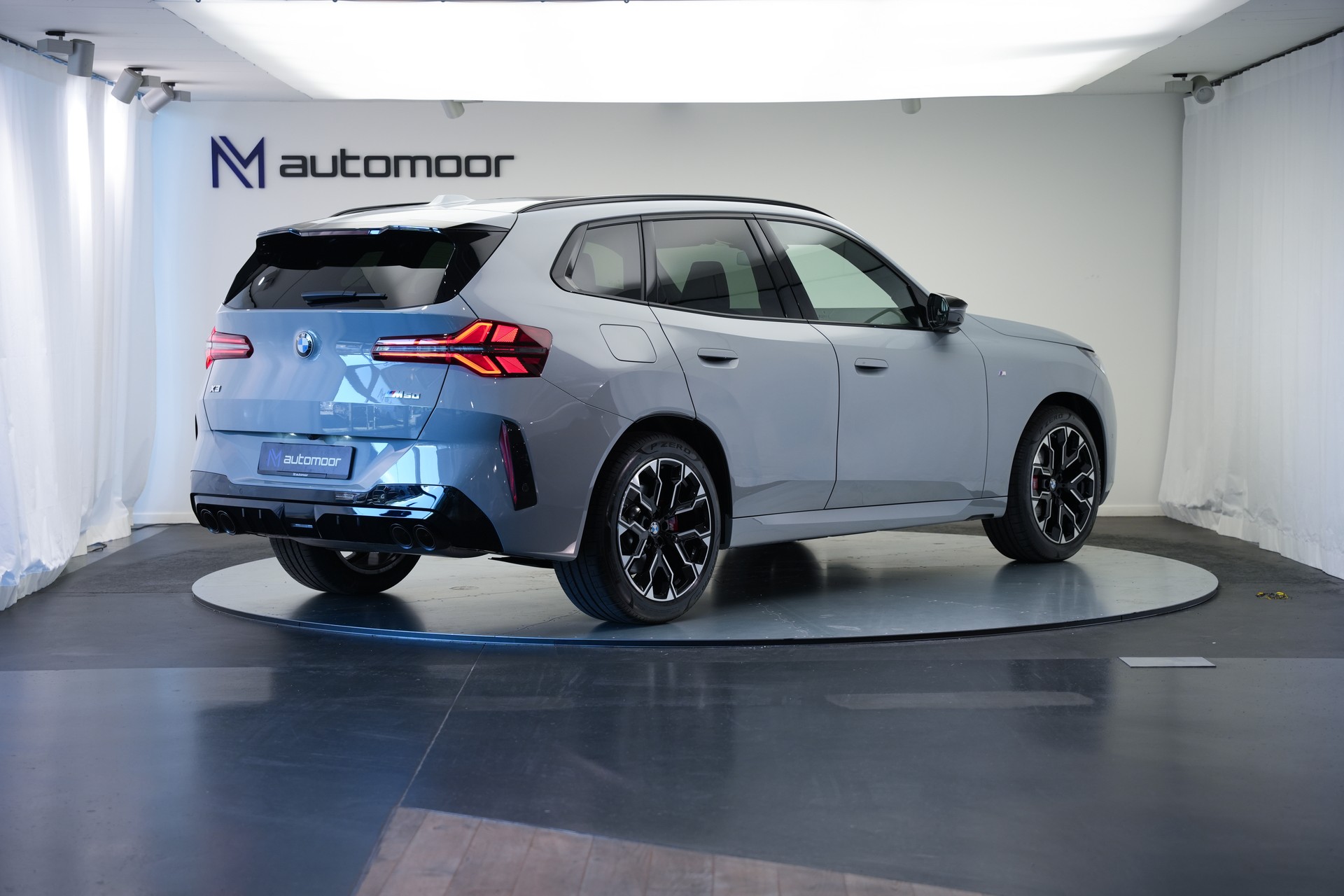 BMW X3 xDrive M50 48V M Sport Pro *AHK* *Panorama* *Iconic Glow*-image-4