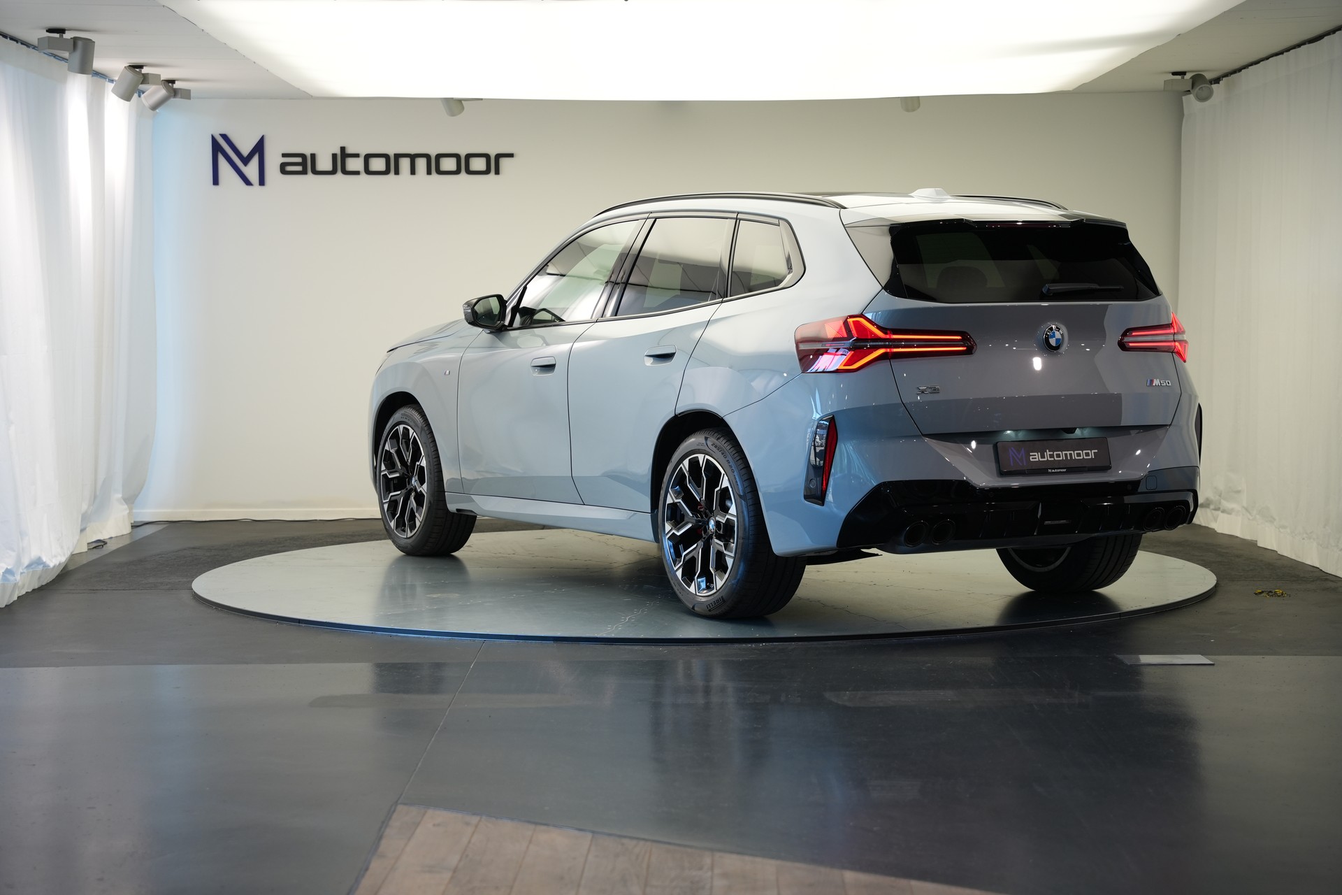 BMW X3 xDrive M50 48V M Sport Pro *AHK* *Panorama* *Iconic Glow*-image-6