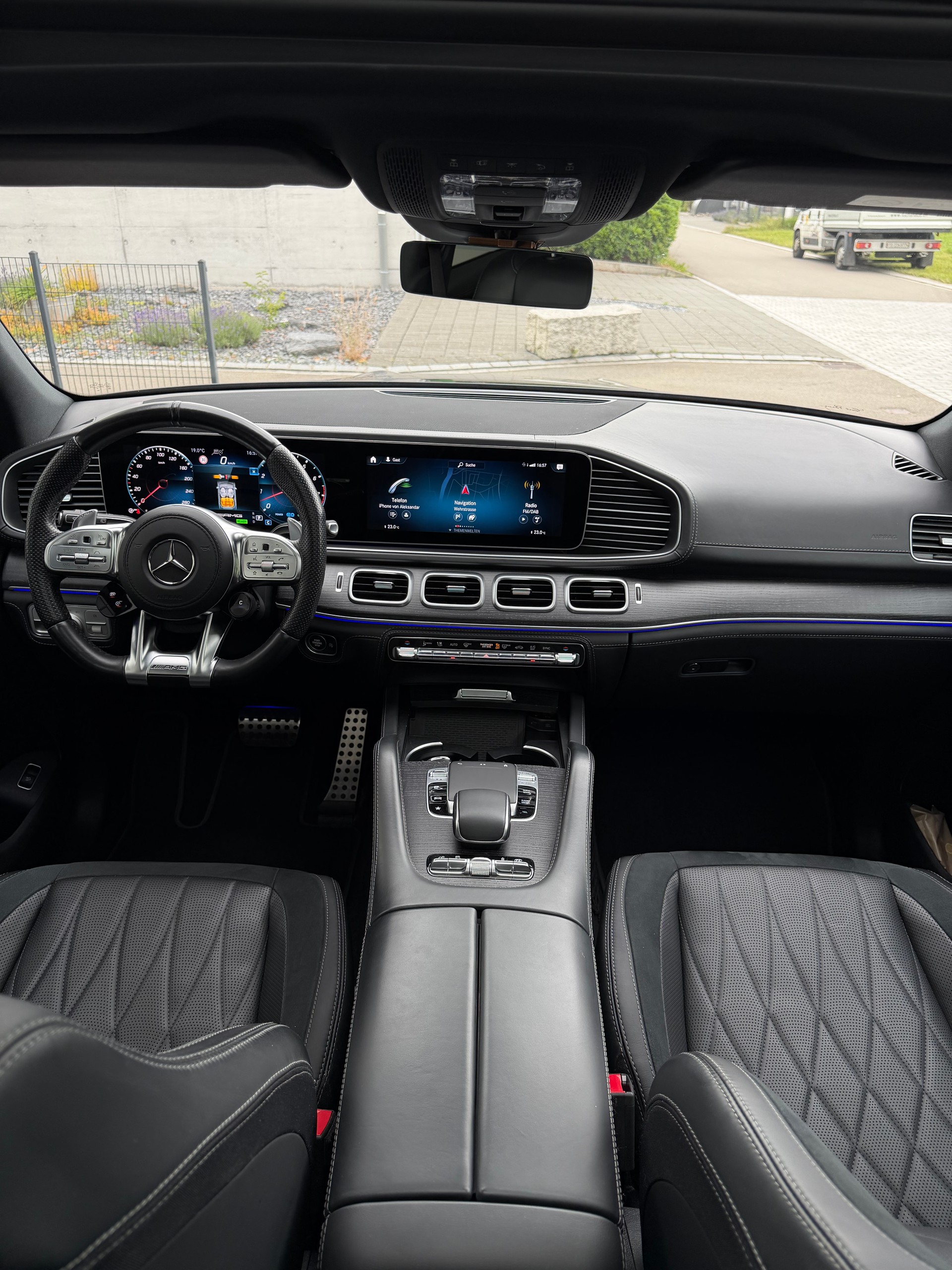 MERCEDES-BENZ GLE 53 AMG 4matic+-image-4