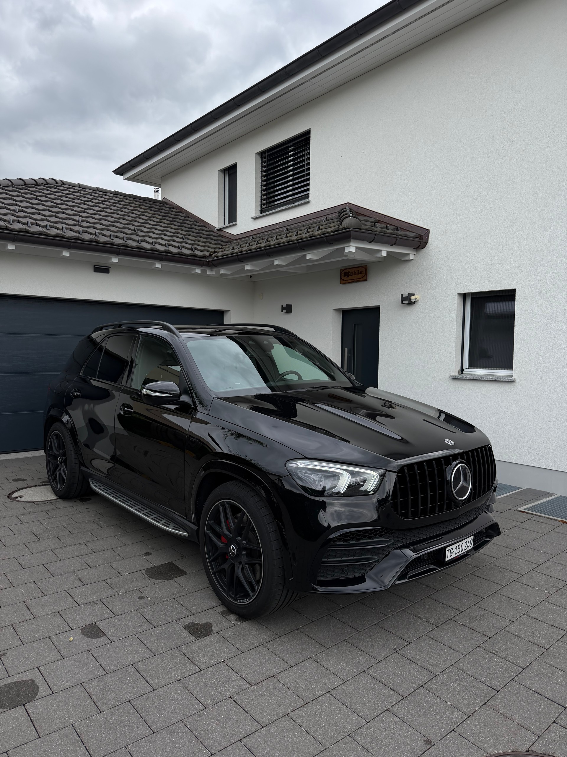 MERCEDES-BENZ GLE 53 AMG 4matic+-image-0