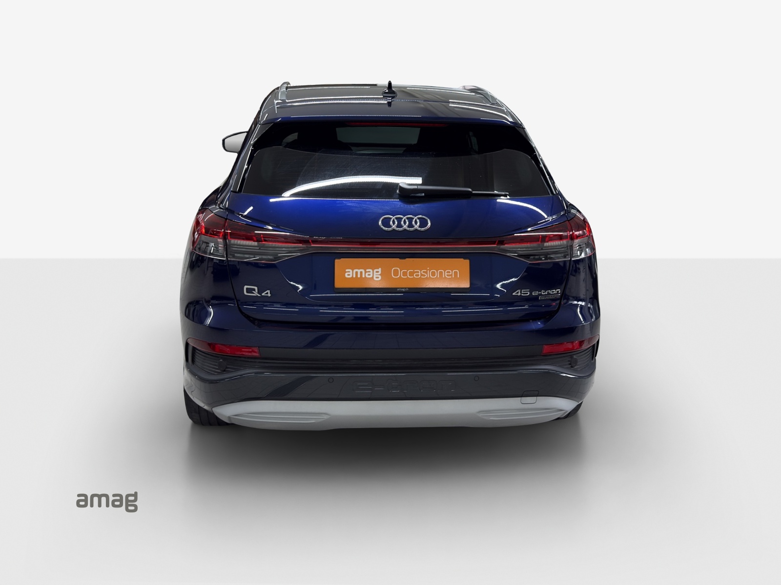 AUDI Q4 e-tron 45 quattro-image-3