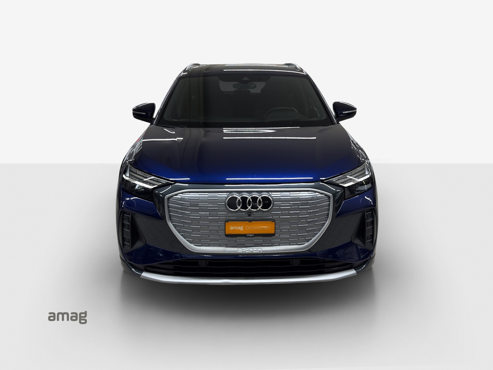 AUDI Q4 e-tron 45 quattro-image-6