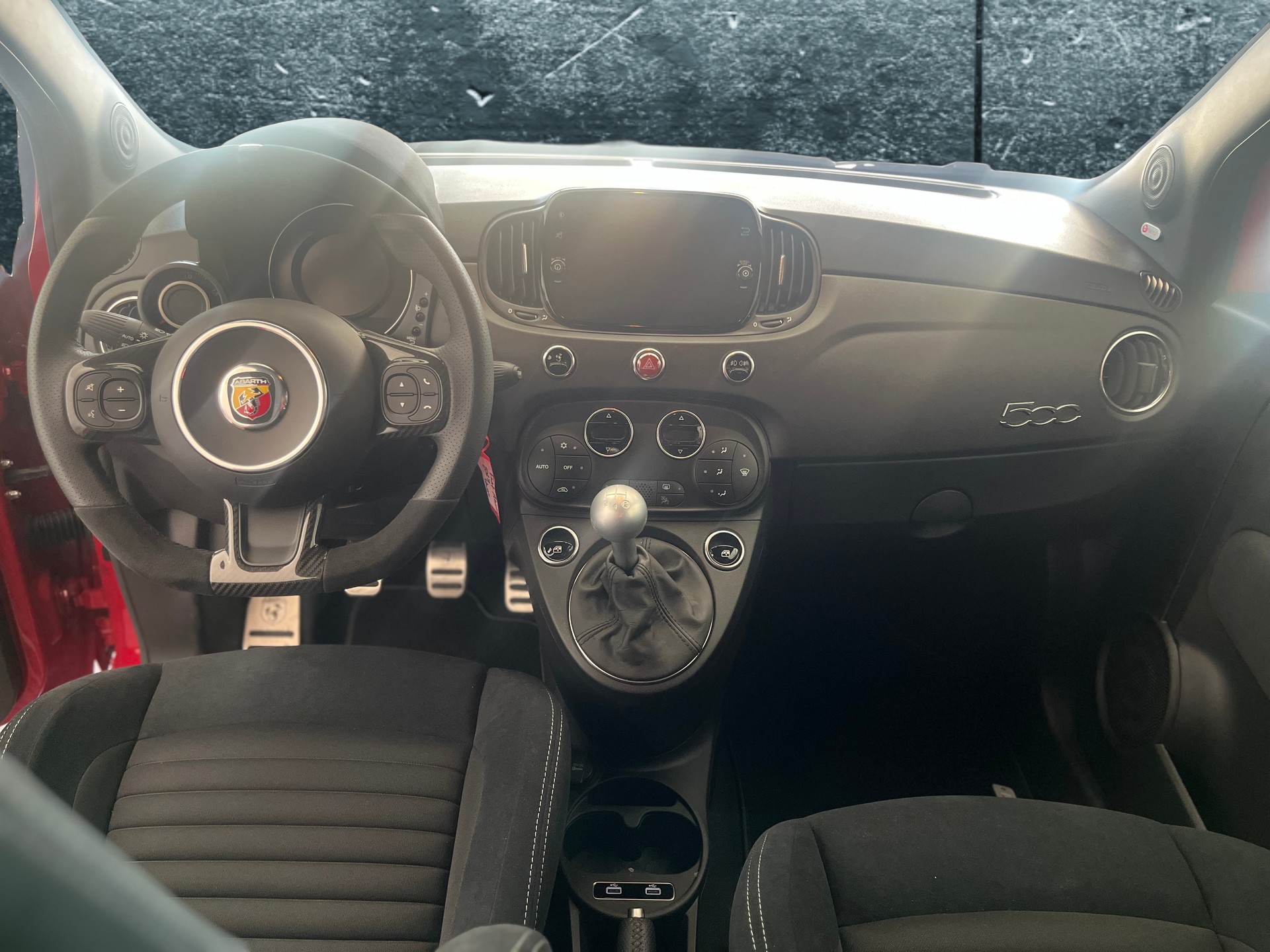 FIAT 695 1.4 16V Turbo Abarth Turismo-image-7