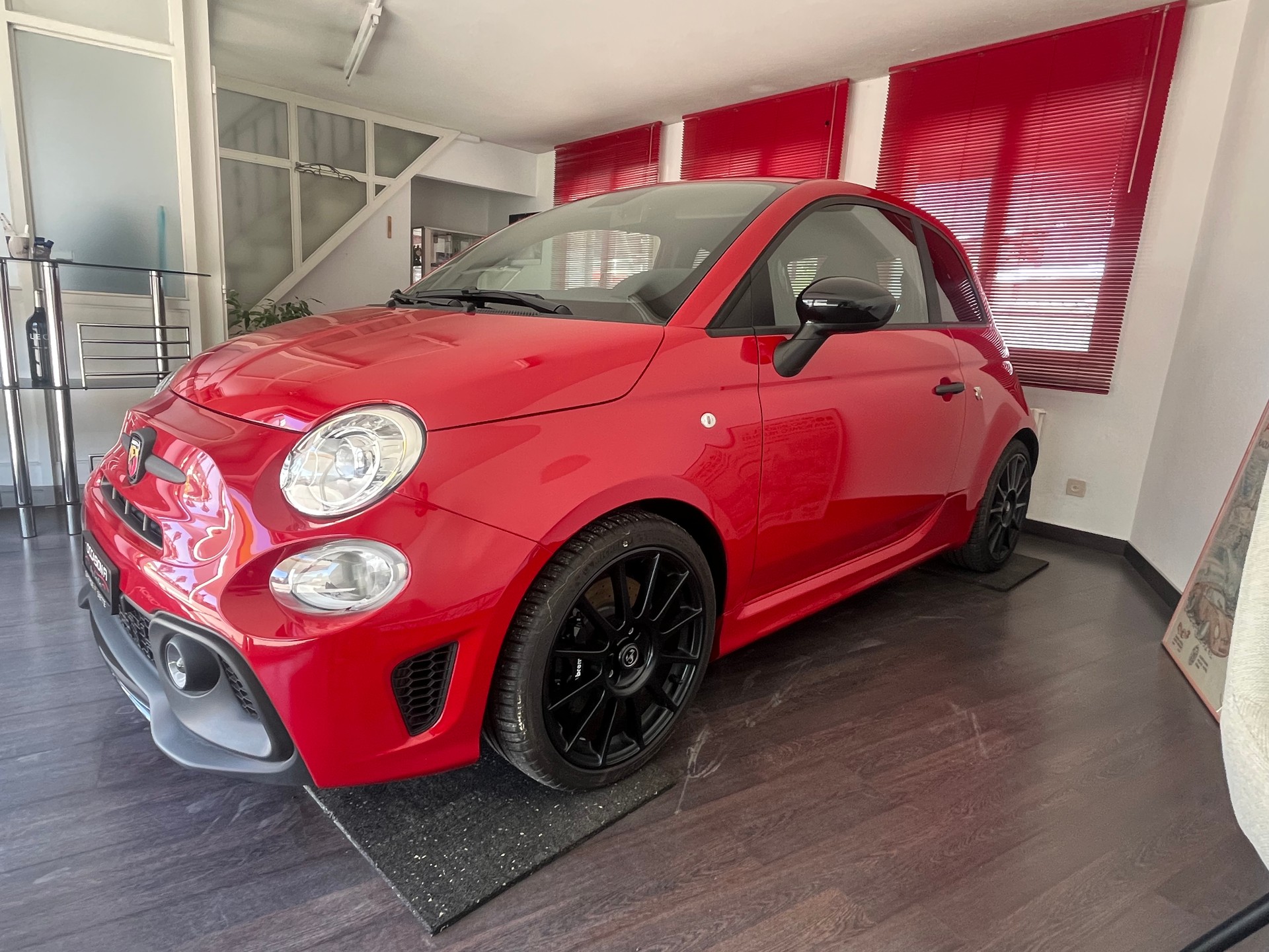 FIAT 695 1.4 16V Turbo Abarth Turismo-image-2