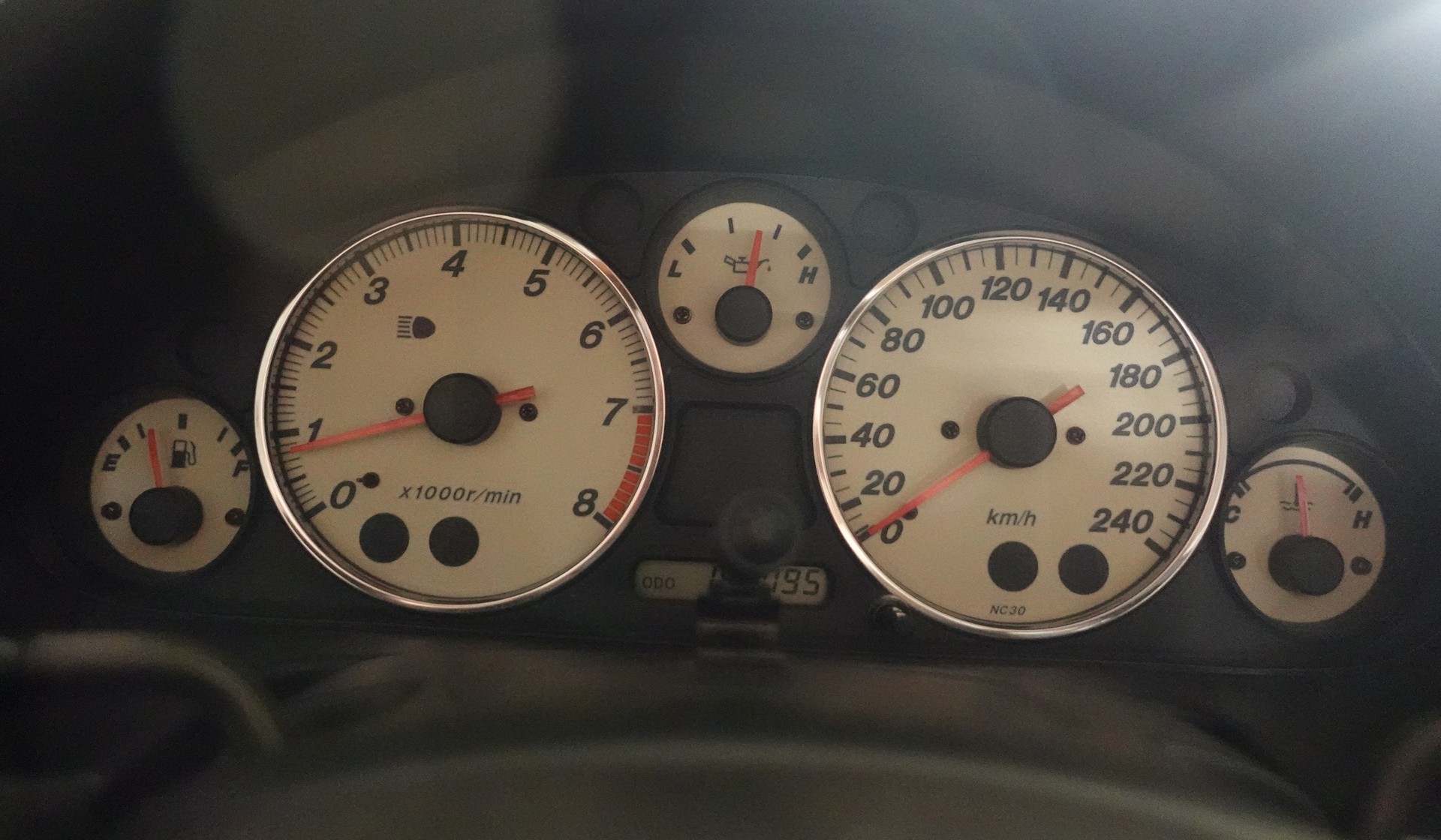 MAZDA 1.8i-16V Sonderedition Miracle-image-5