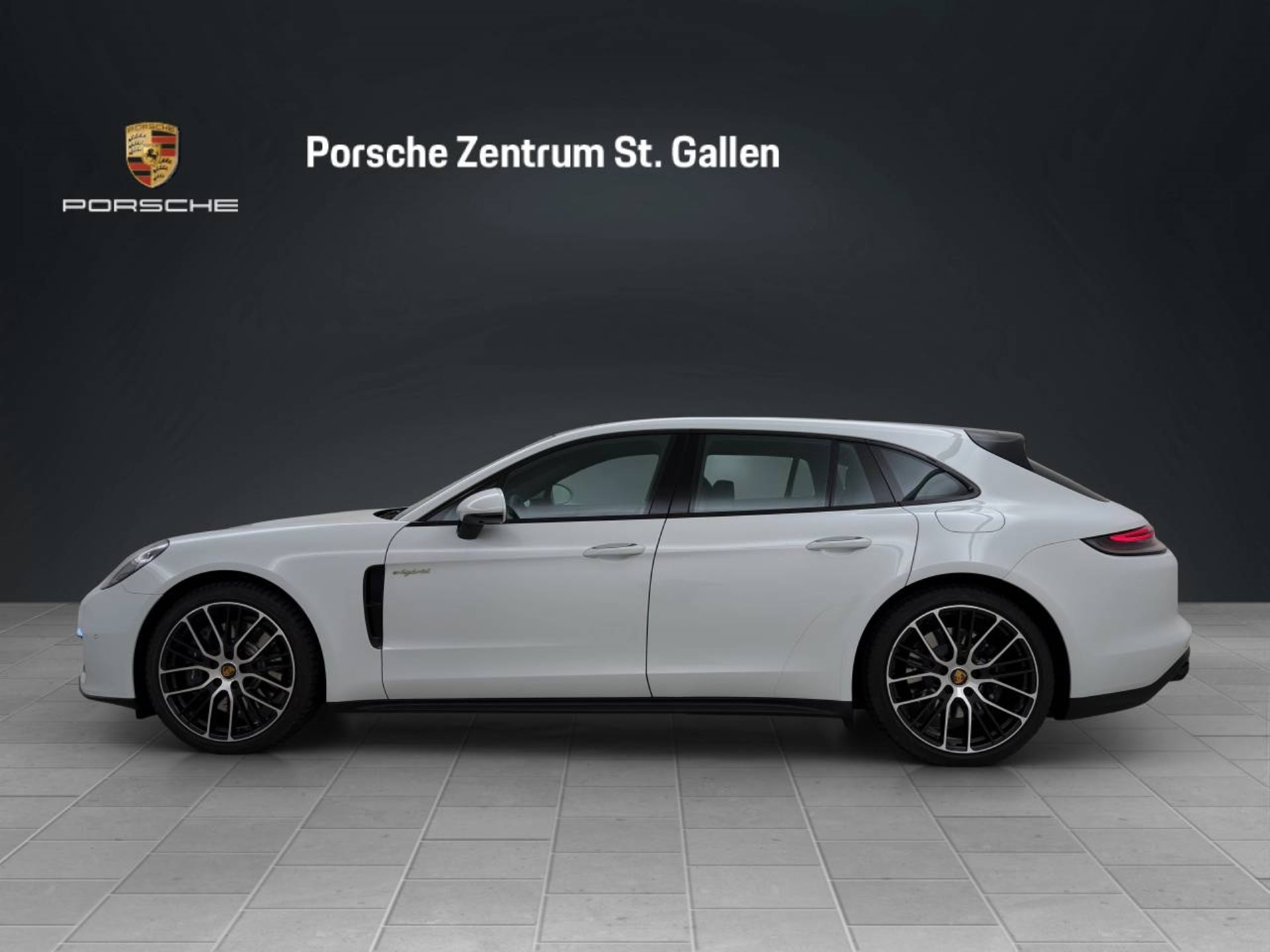 PORSCHE Panamera 4 E-Hybrid Sport Turismo-image-1