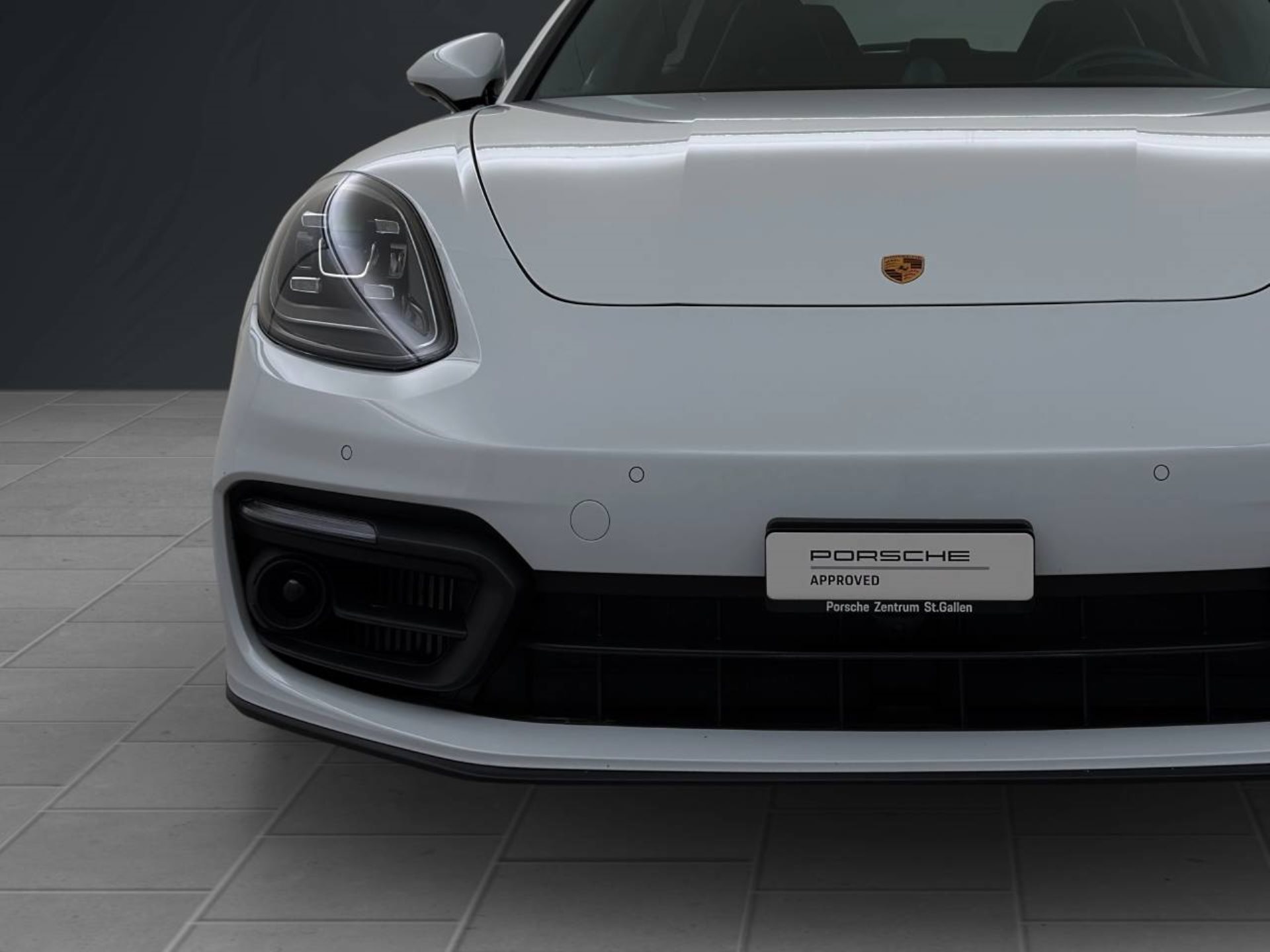 PORSCHE Panamera 4 E-Hybrid Sport Turismo-image-8