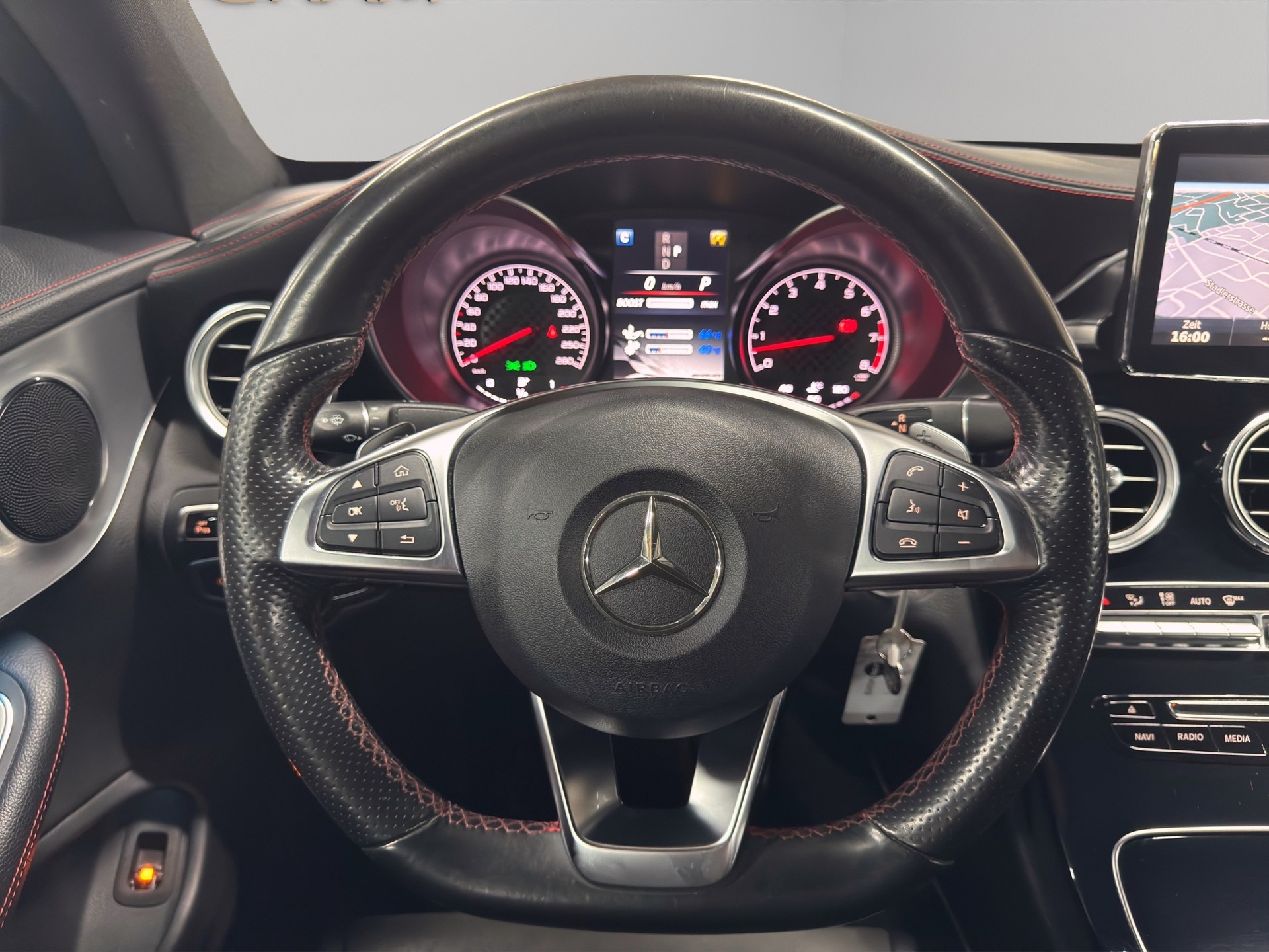 MERCEDES-BENZ C 43 AMG 4Matic 9G-tronic-image-22