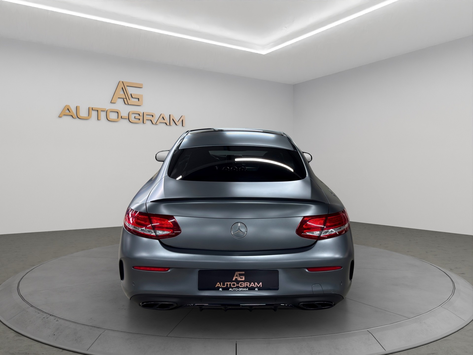 MERCEDES-BENZ C 43 AMG 4Matic 9G-tronic-image-4