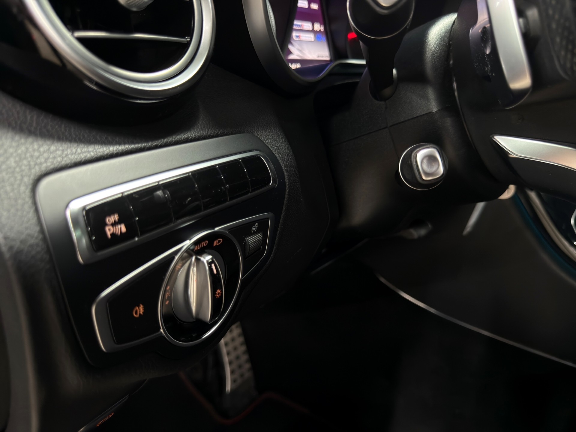 MERCEDES-BENZ C 43 AMG 4Matic 9G-tronic-image-27