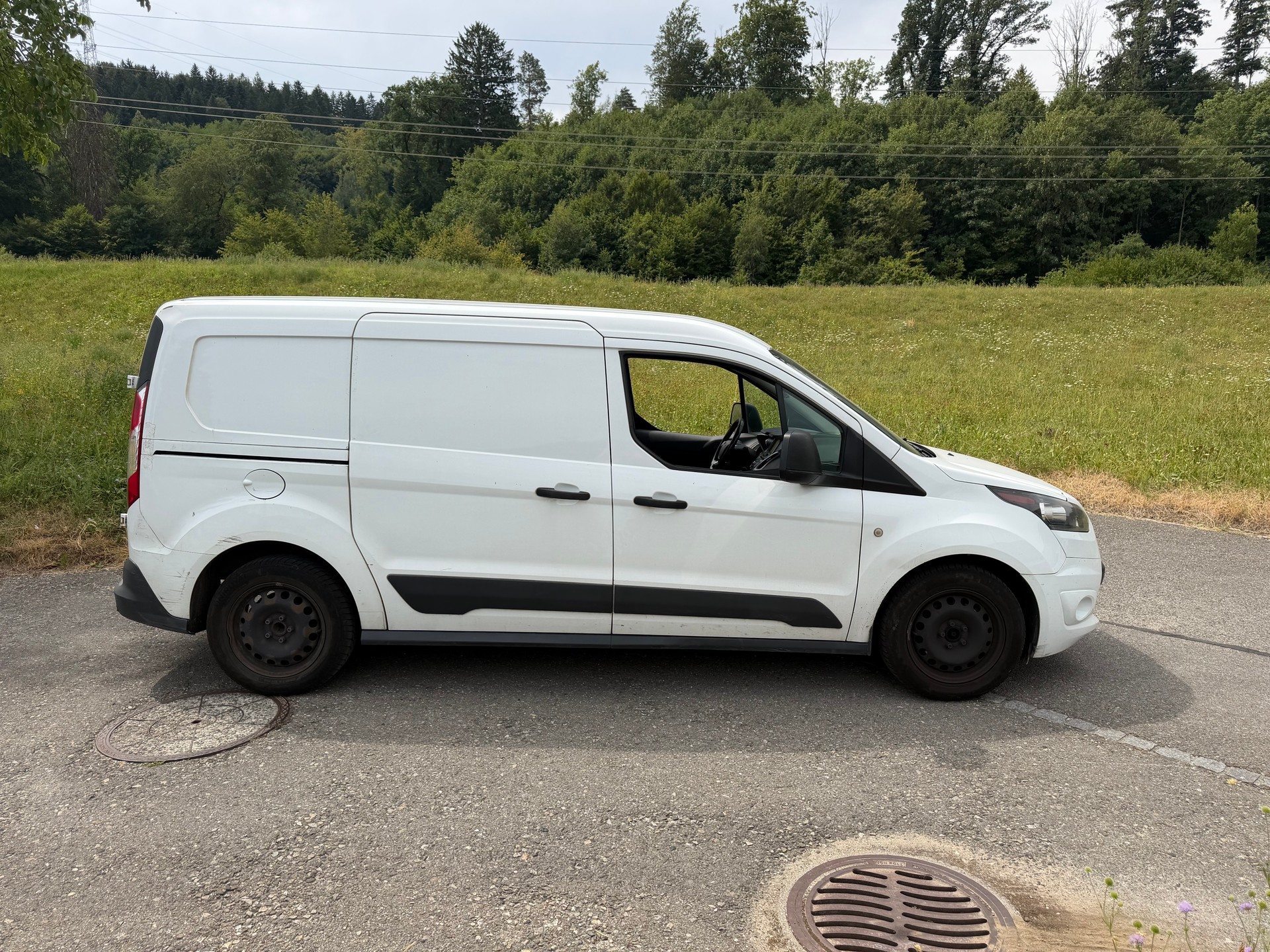 FORD TRANSIT C0NNECT VAN T210 1.0 ECOBOOST . LÄUFT GUT !! MIT KLIMA + NAVI +AHK...PREIS NETTO 3`900.--image-13