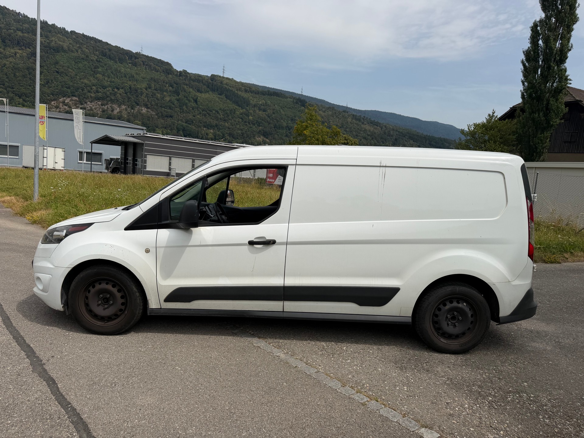 FORD TRANSIT C0NNECT VAN T210 1.0 ECOBOOST . LÄUFT GUT !! MIT KLIMA + NAVI +AHK...PREIS NETTO 3`900.--image-9