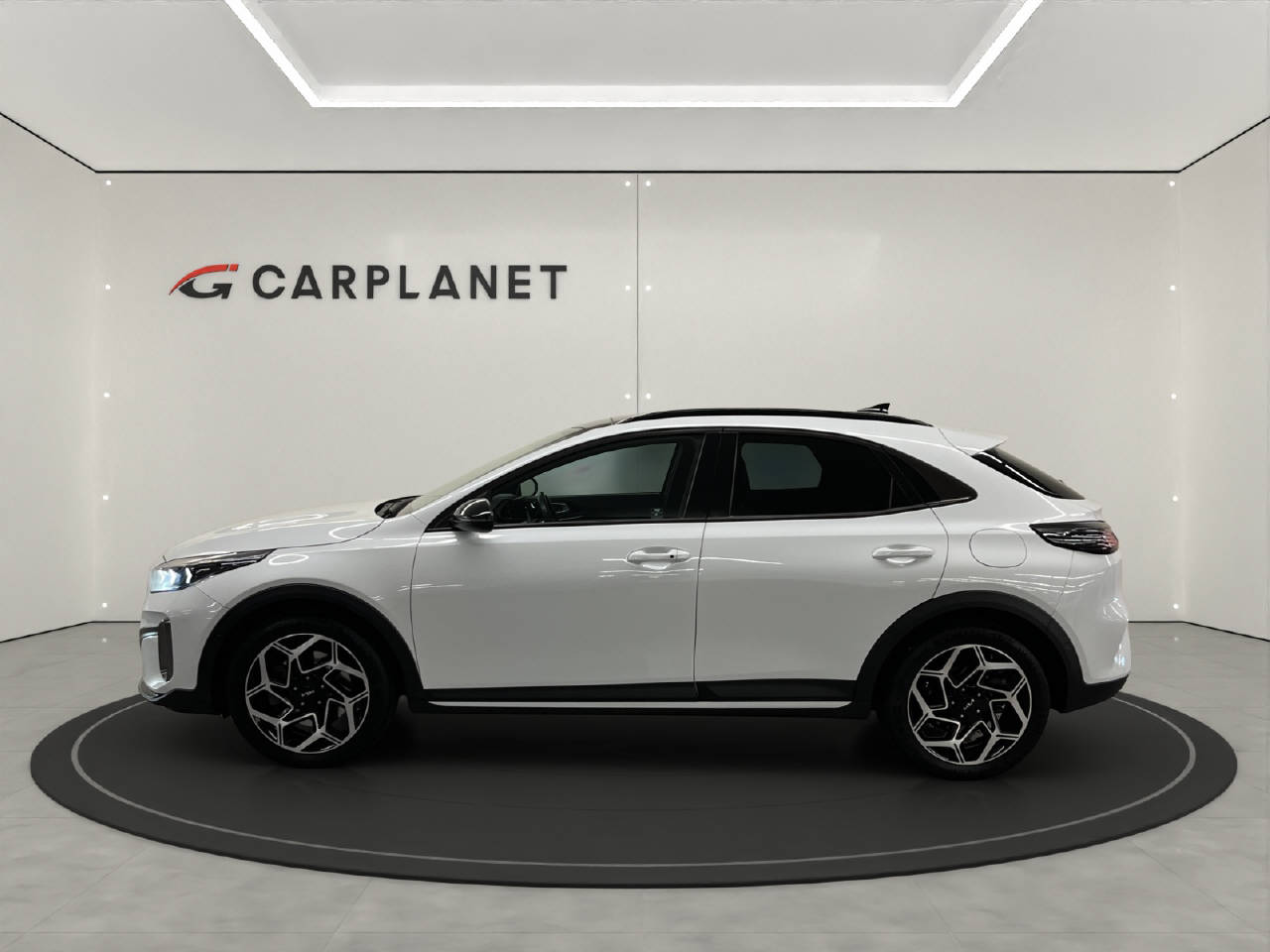 KIA XCeed 1.6 T-GDi GT-Line-image-2