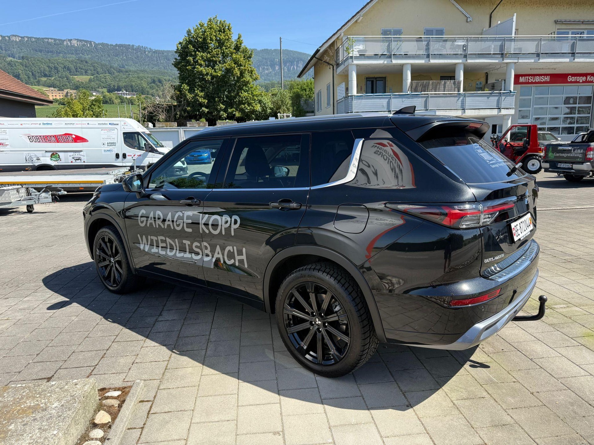 MITSUBISHI Outlander 2.4 PHEV Instyle 4x4-image-12