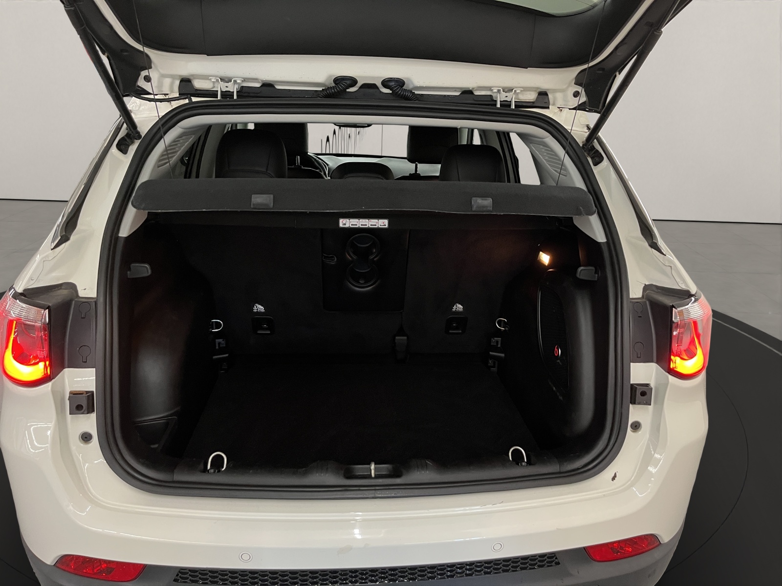 JEEP Compass 1.4 MultiAir Limited AWD-image-14