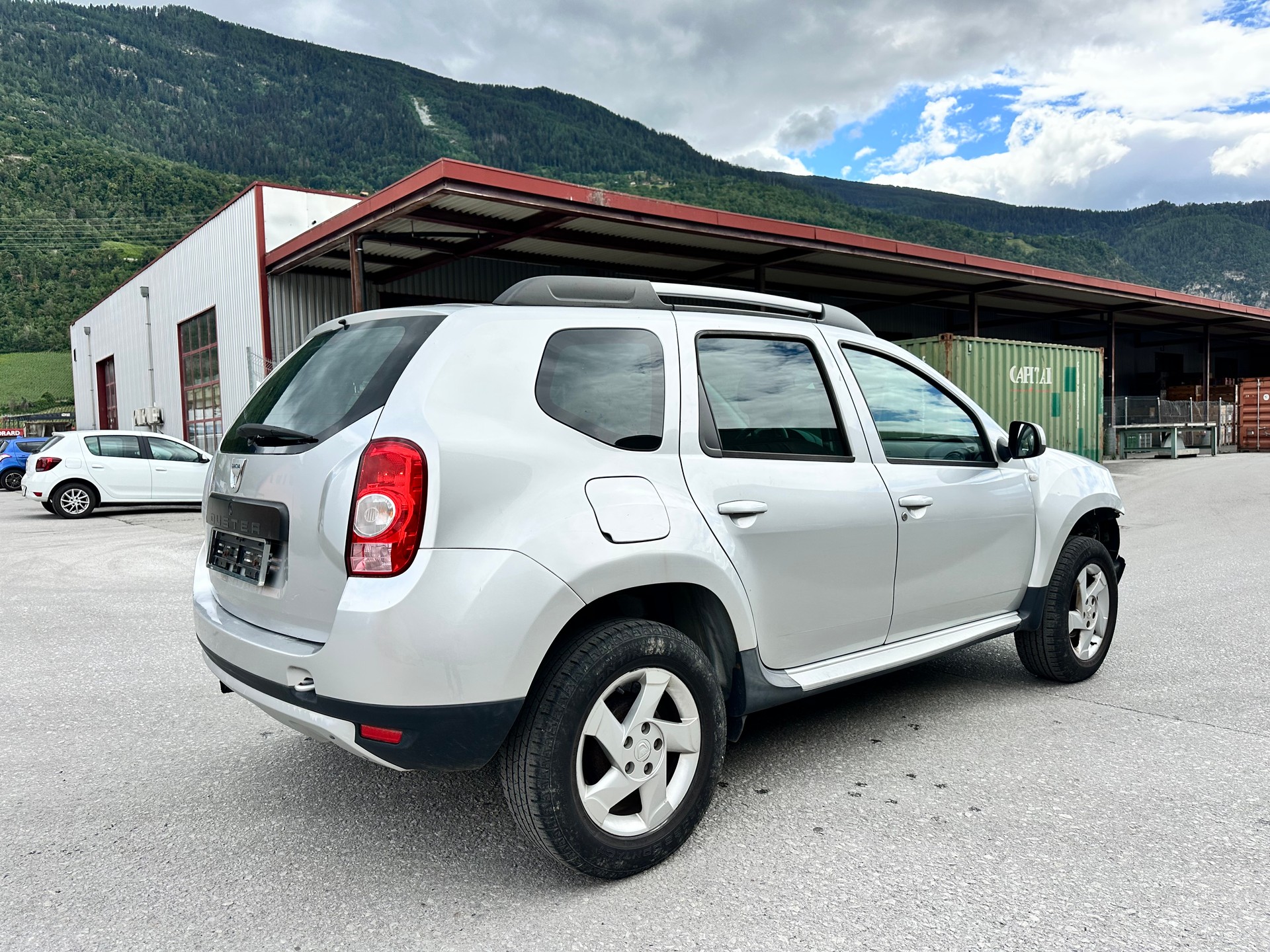 DACIA Duster 1.6 Ambiance 4x4-image-3