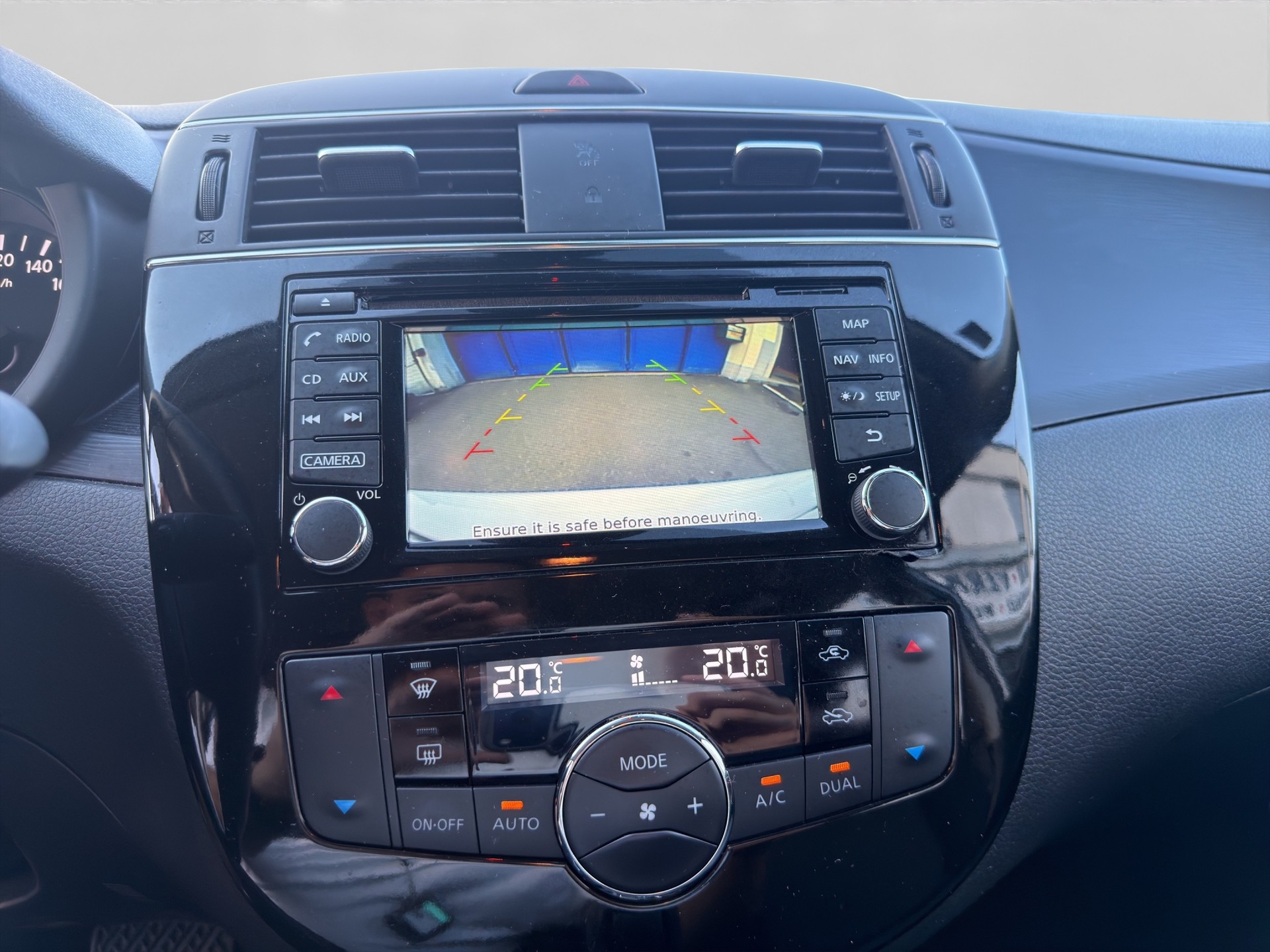 NISSAN Pulsar 1.2 DIG-T tekna Xtronic CVT-image-10