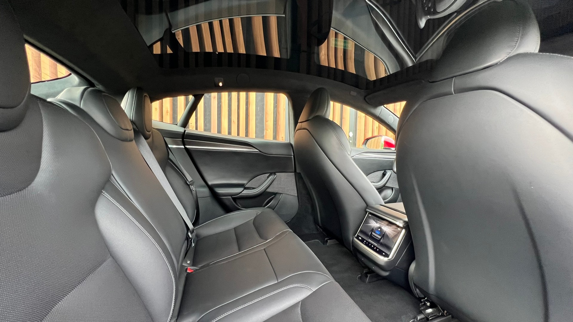 TESLA MODEL S 100 kWh PLAID BLACK l 1268 PS-image-26