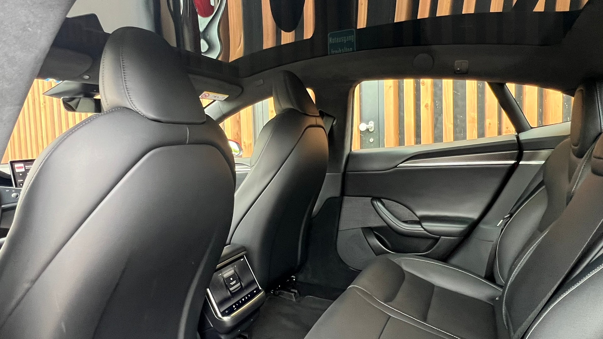 TESLA MODEL S 100 kWh PLAID BLACK l 1268 PS-image-27
