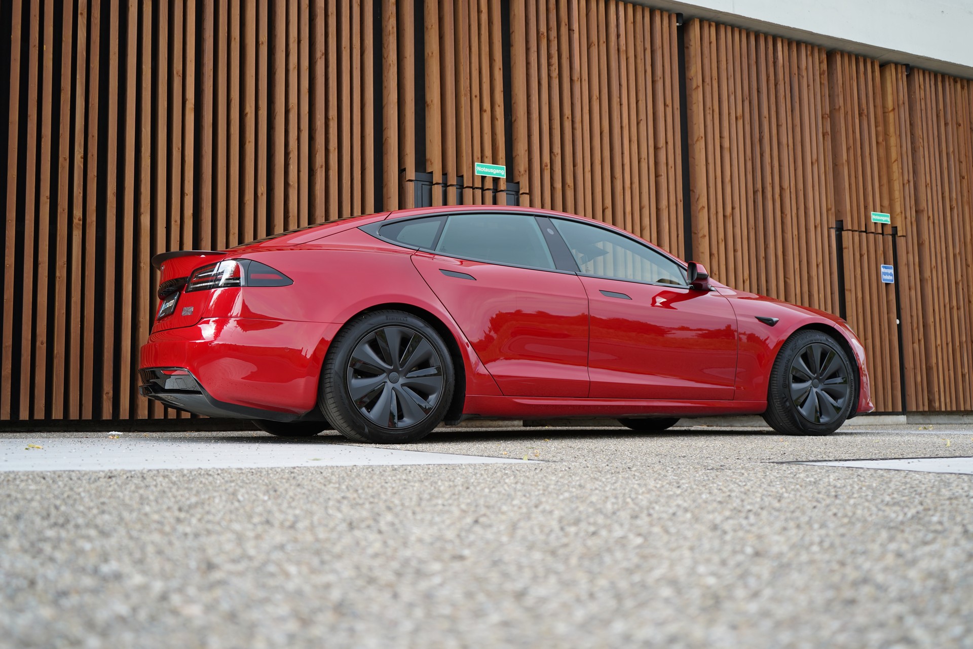 TESLA MODEL S 100 kWh PLAID BLACK l 1268 PS-image-10